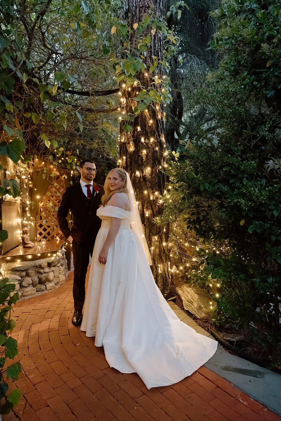 Emanuela + Josh_Wedding_Inn of the Seventh Ray_Topanga_25.10.04_Melissa Rae Photography-604.jpg