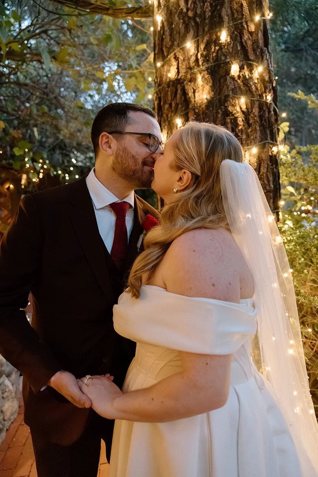 Emanuela + Josh_Wedding_Inn of the Seventh Ray_Topanga_25.10.04_Melissa Rae Photography-607.jpg