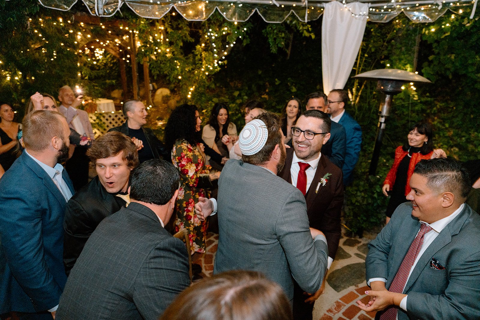 Emanuela + Josh_Wedding_Inn of the Seventh Ray_Topanga_25.10.04_Melissa Rae Photography-808.jpg