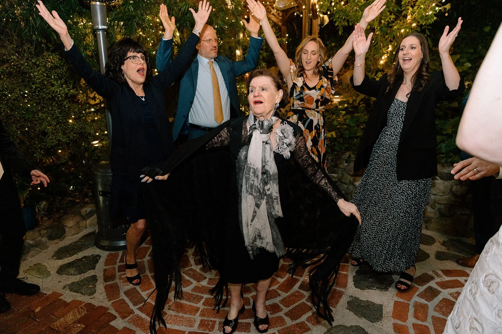 Emanuela + Josh_Wedding_Inn of the Seventh Ray_Topanga_25.10.04_Melissa Rae Photography-891.jpg