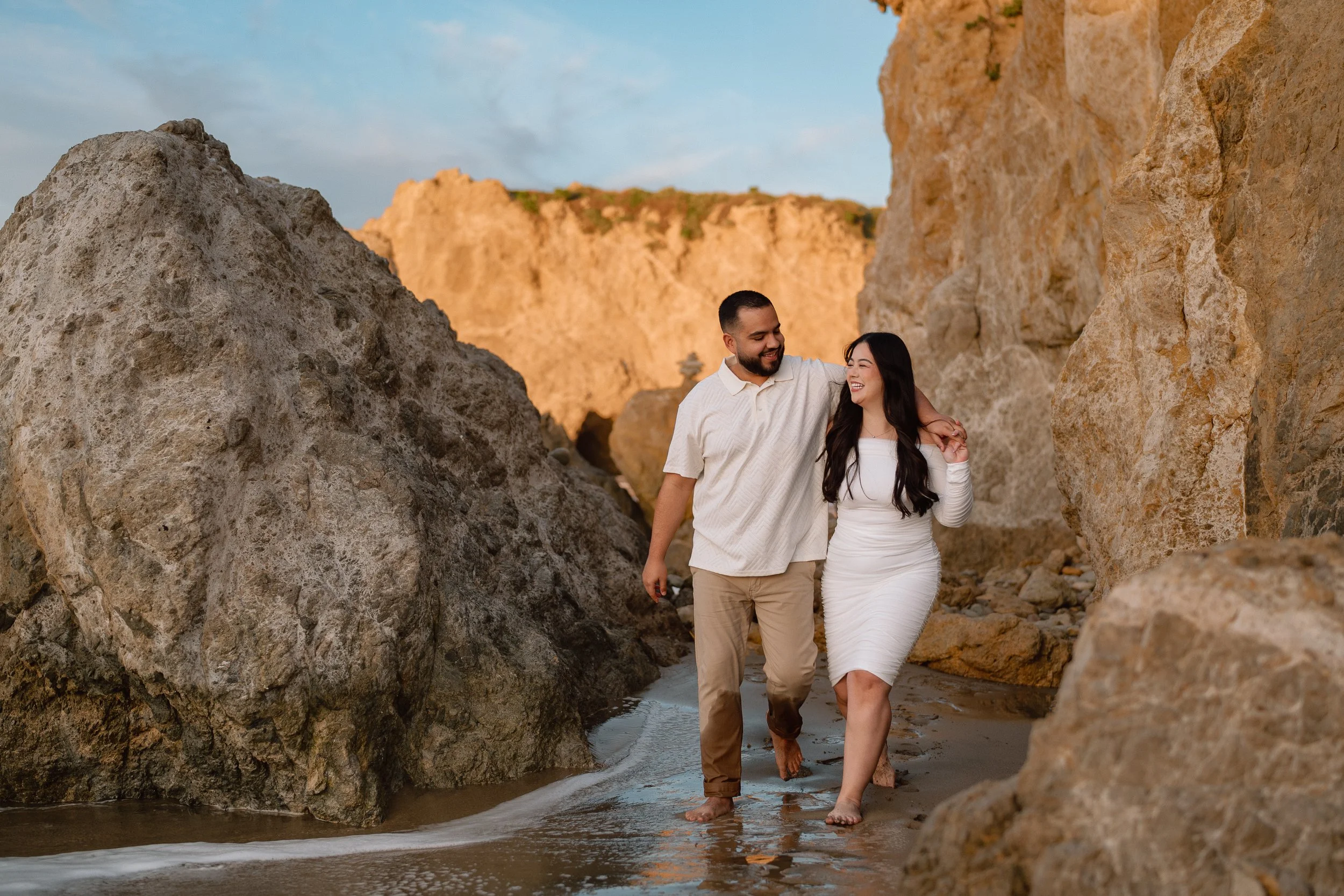 Josh + Vi_Engagement_Matador Beach_26.01.17_Melissa Rae Photography-42.jpg