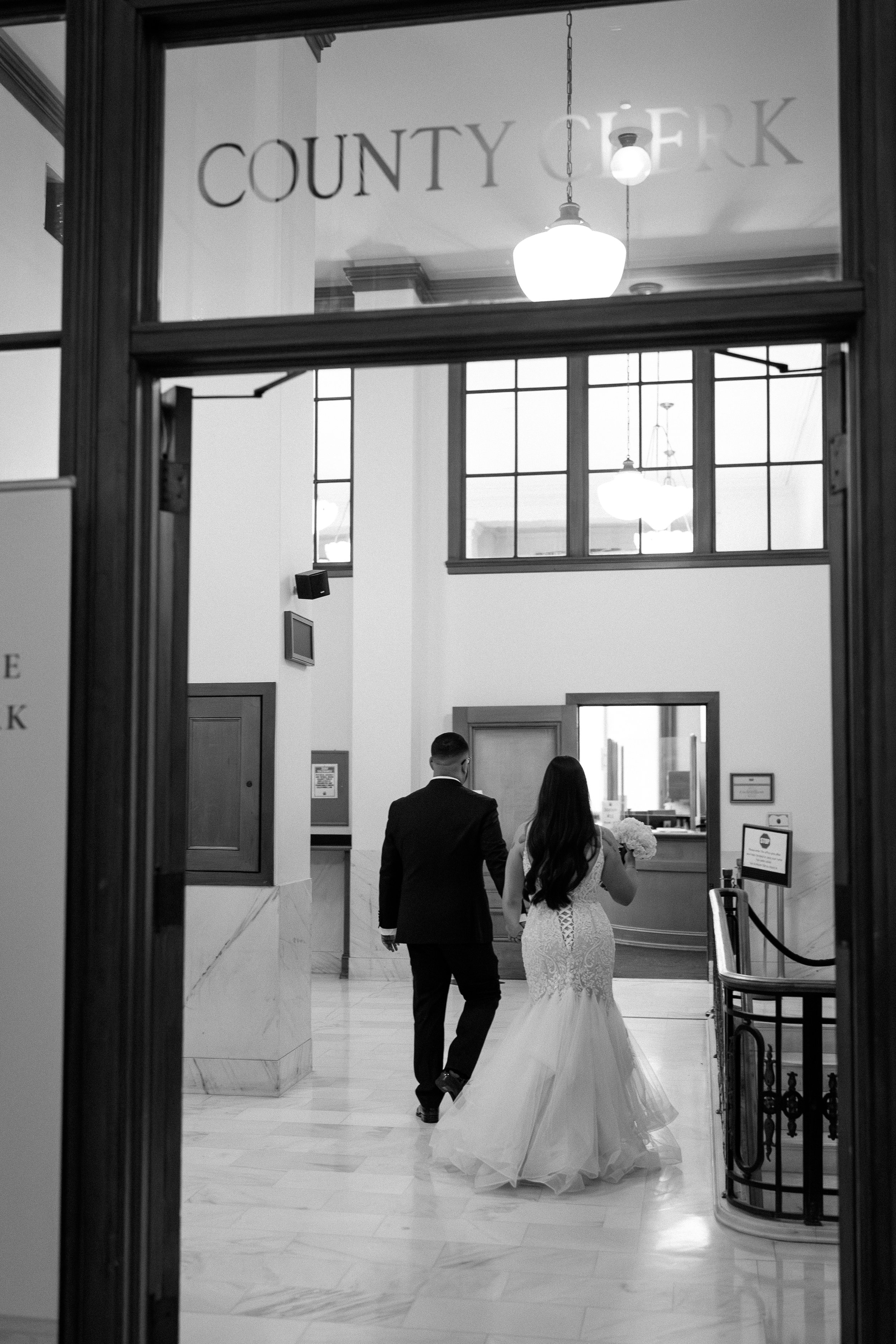 Josh + Vi_Wedding_San Francisco City Hall_26.04.09_Melissa Rae Photography-13.jpg