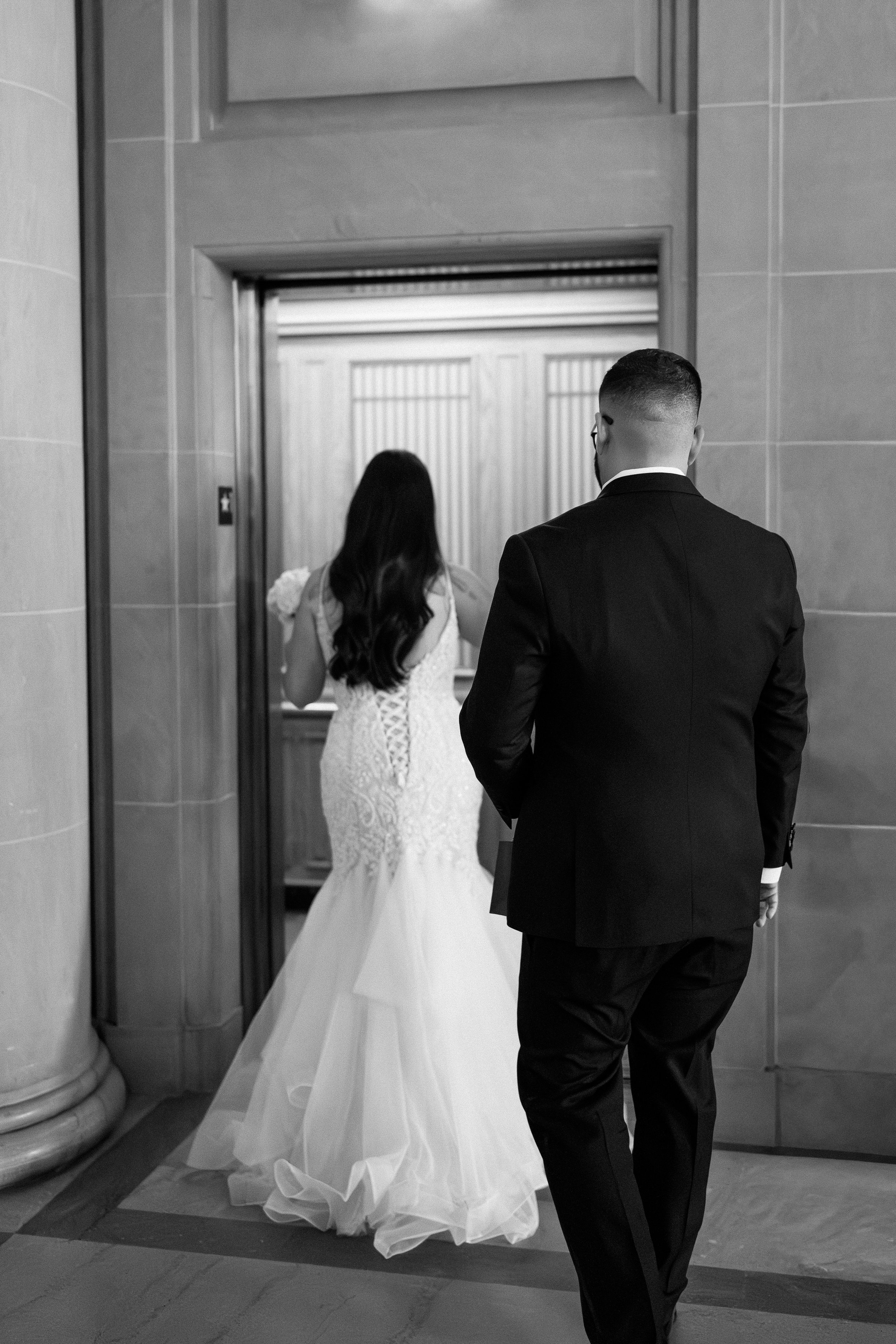 Josh + Vi_Wedding_San Francisco City Hall_26.04.09_Melissa Rae Photography-19.jpg