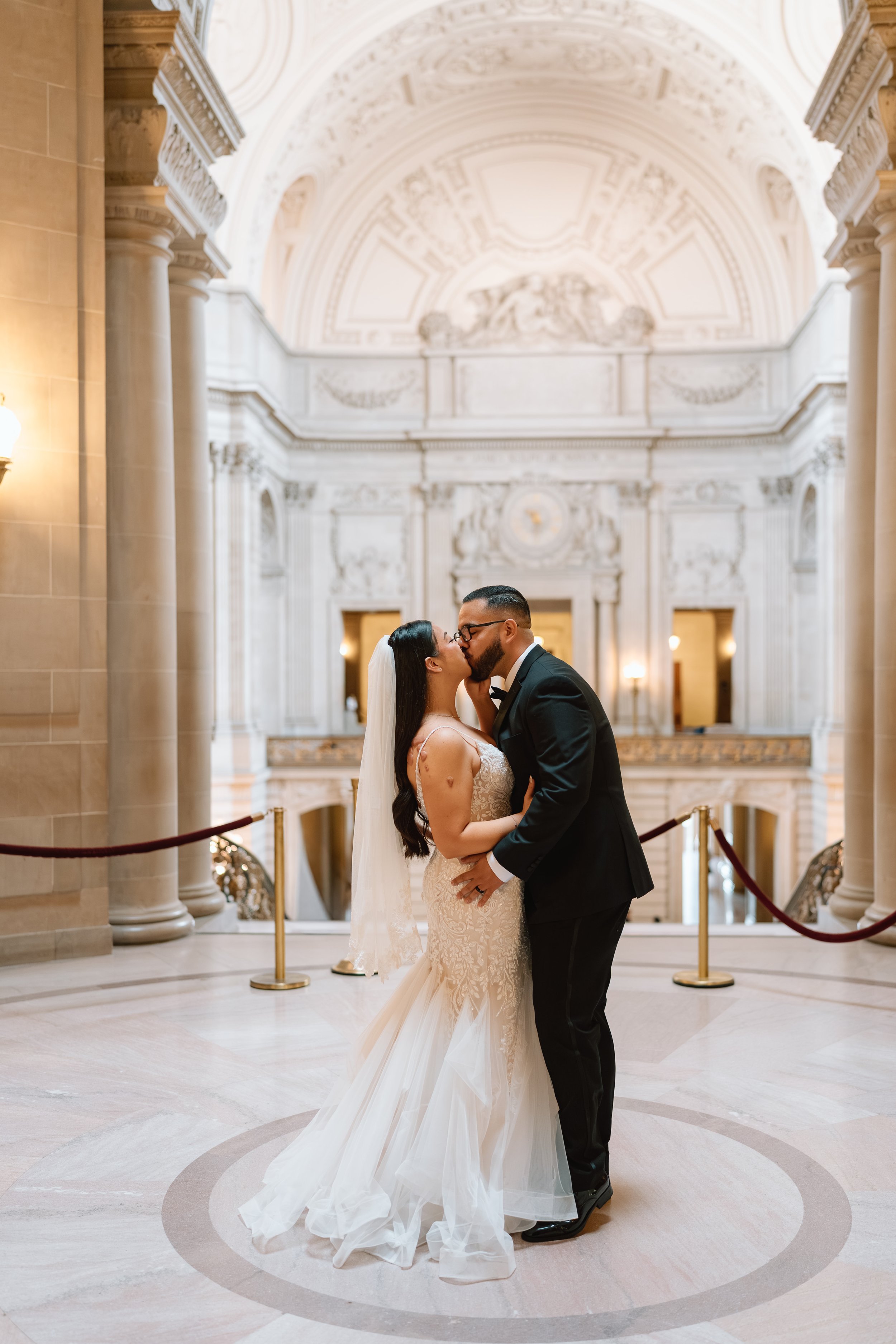 Josh + Vi_Wedding_San Francisco City Hall_26.04.09_Melissa Rae Photography-39.jpg
