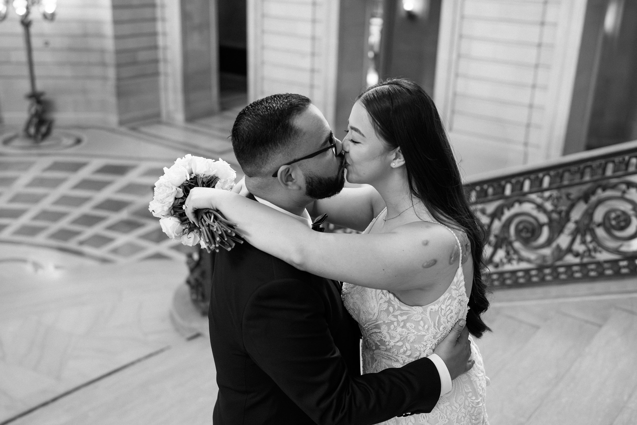 Josh + Vi_Wedding_San Francisco City Hall_26.04.09_Melissa Rae Photography-126.jpg