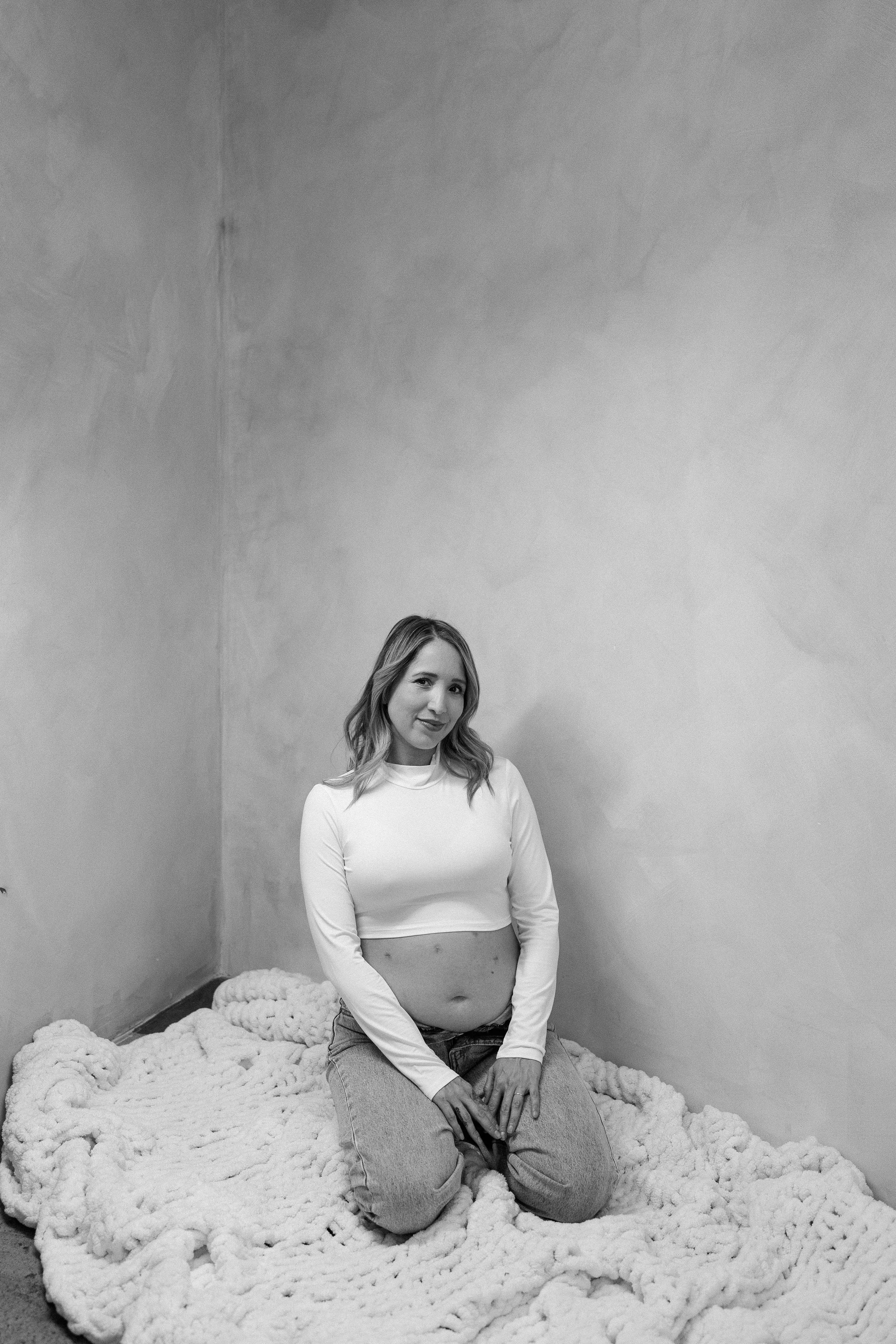 Ana + Servando_Maternity_Costa Mesa_26.05.17_Melissa Rae Photography-6.jpg
