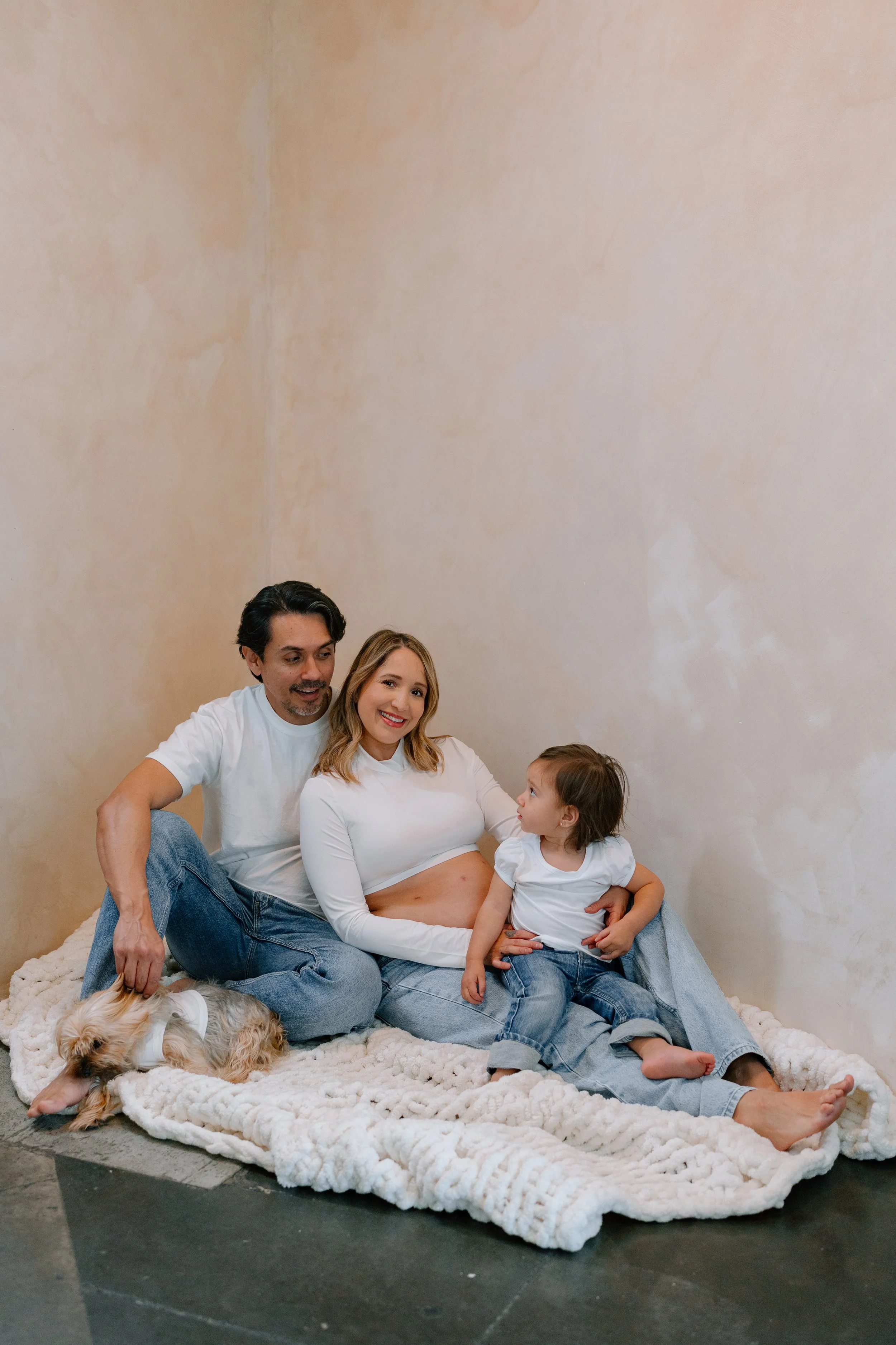 Ana + Servando_Maternity_Costa Mesa_26.05.17_Melissa Rae Photography-7.jpg
