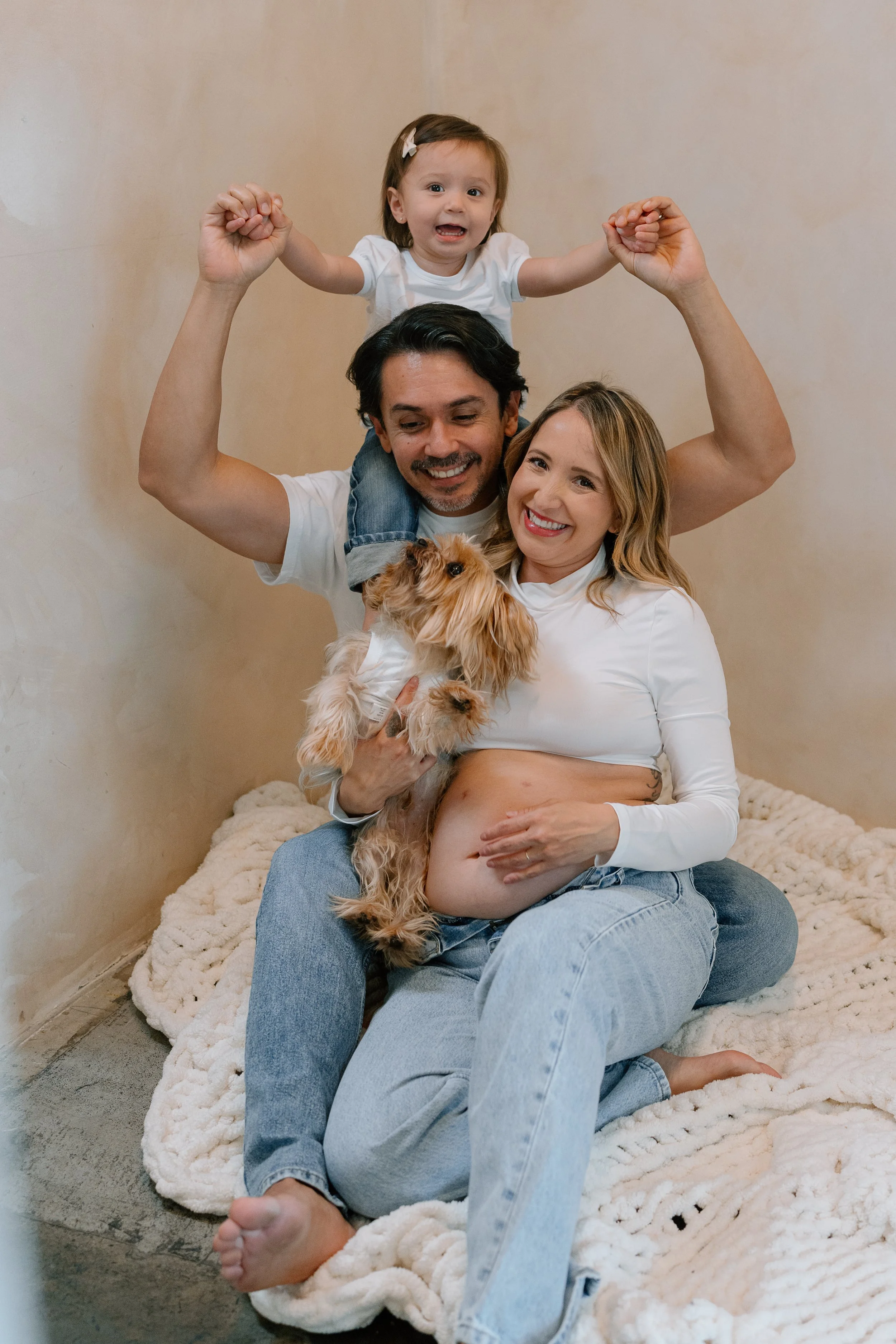 Ana + Servando_Maternity_Costa Mesa_26.05.17_Melissa Rae Photography-11.jpg
