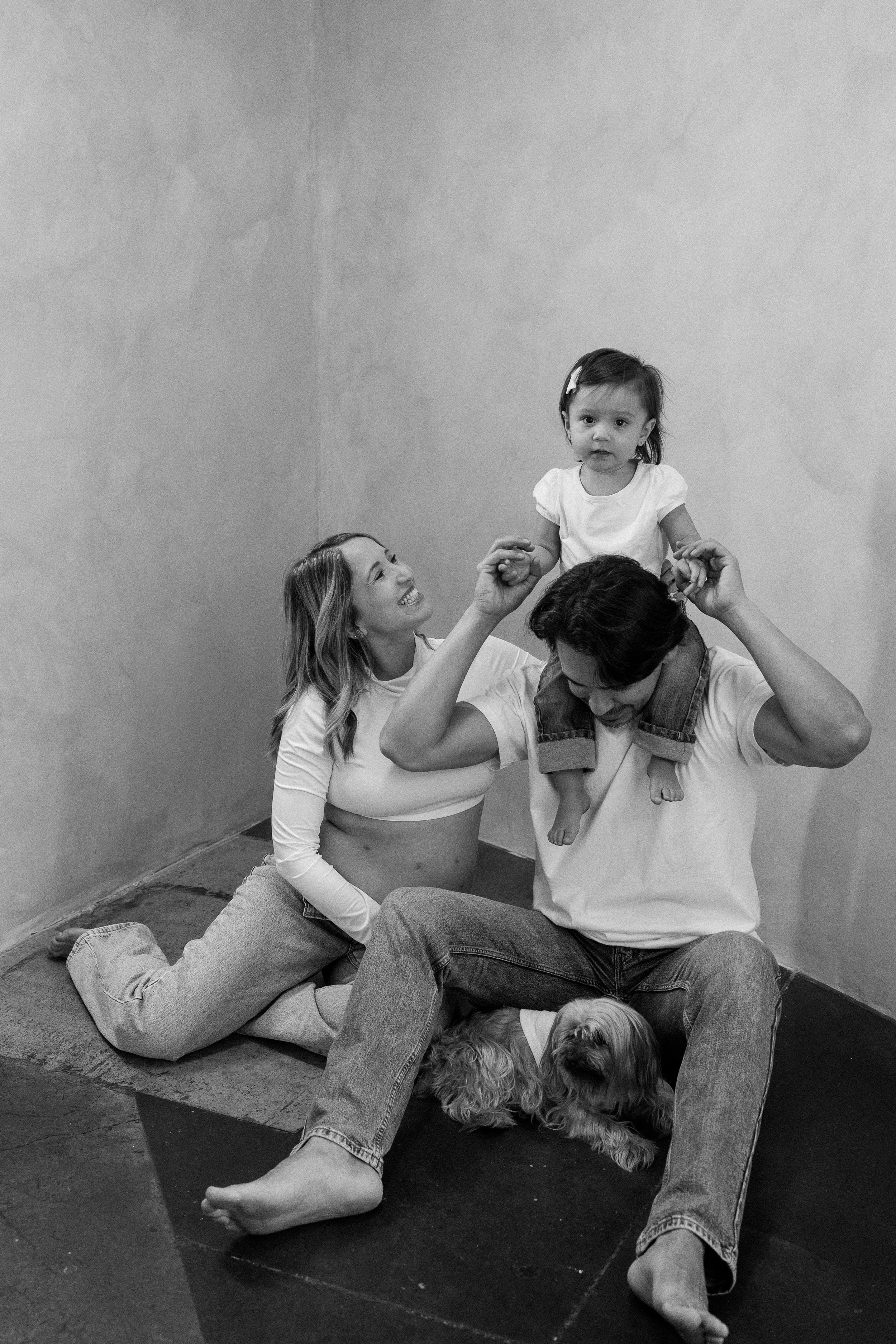 Ana + Servando_Maternity_Costa Mesa_26.05.17_Melissa Rae Photography-35.jpg