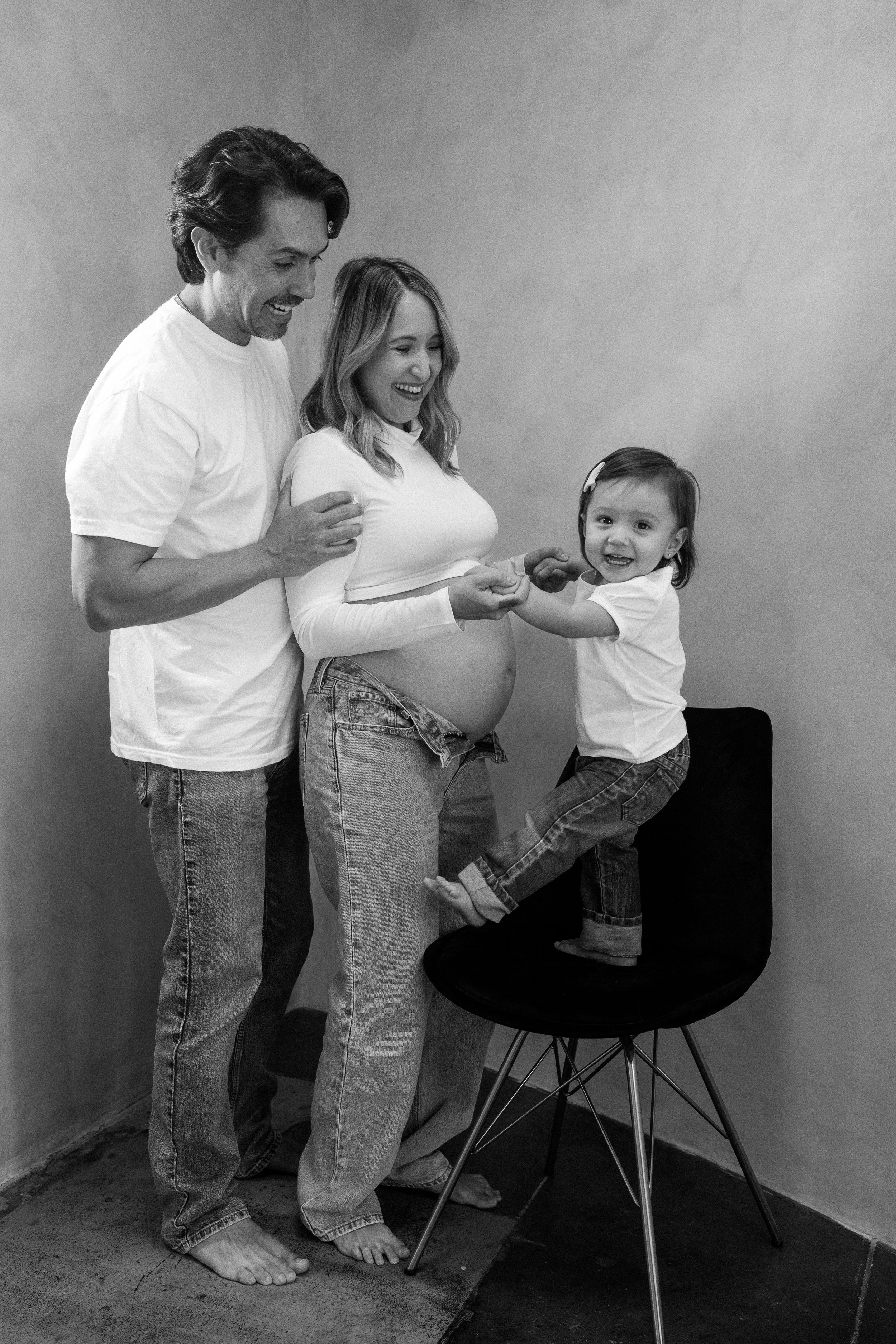 Ana + Servando_Maternity_Costa Mesa_26.05.17_Melissa Rae Photography-45.jpg