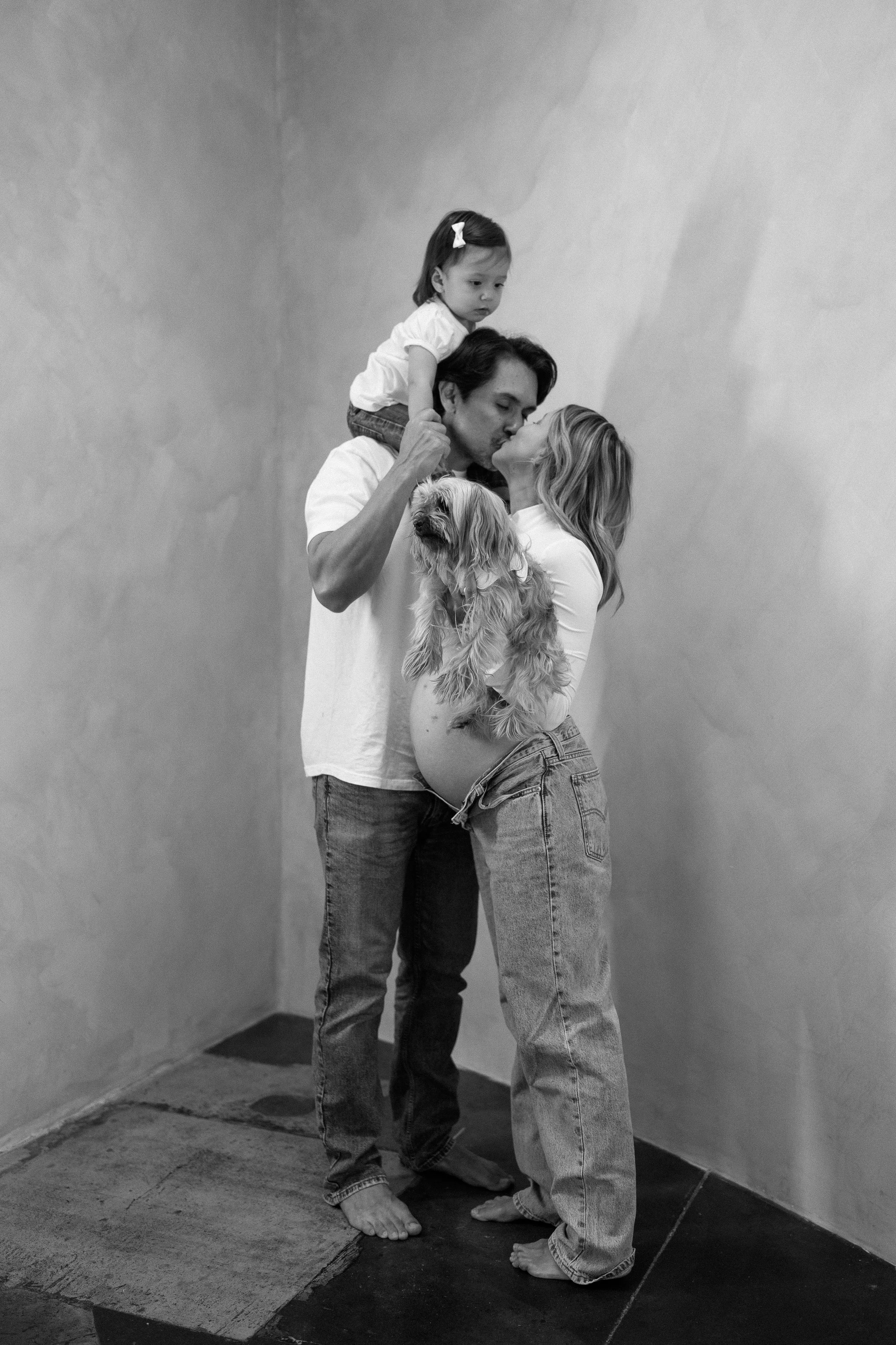 Ana + Servando_Maternity_Costa Mesa_26.05.17_Melissa Rae Photography-82.jpg