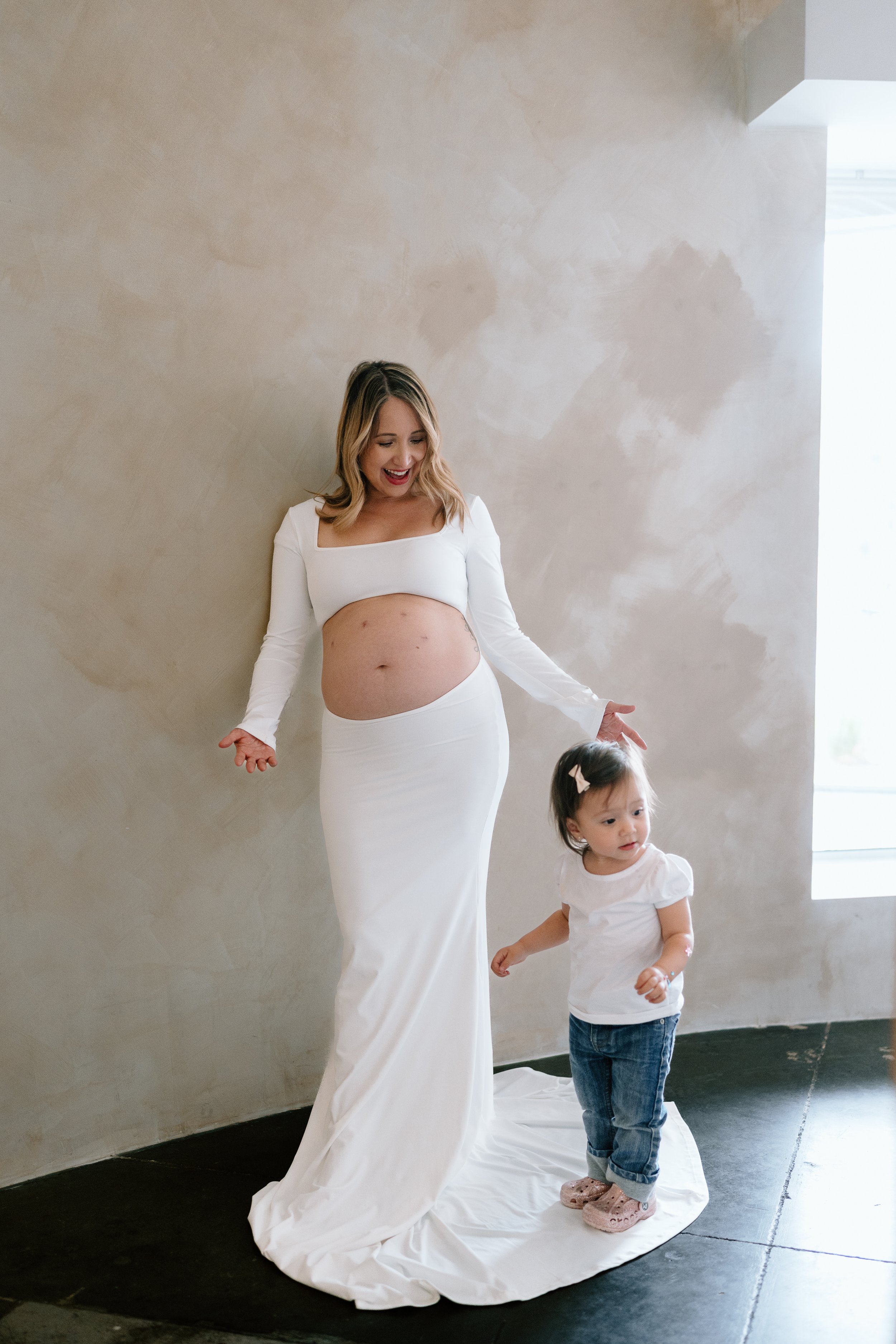 Ana + Servando_Maternity_Costa Mesa_26.05.17_Melissa Rae Photography-206.jpg