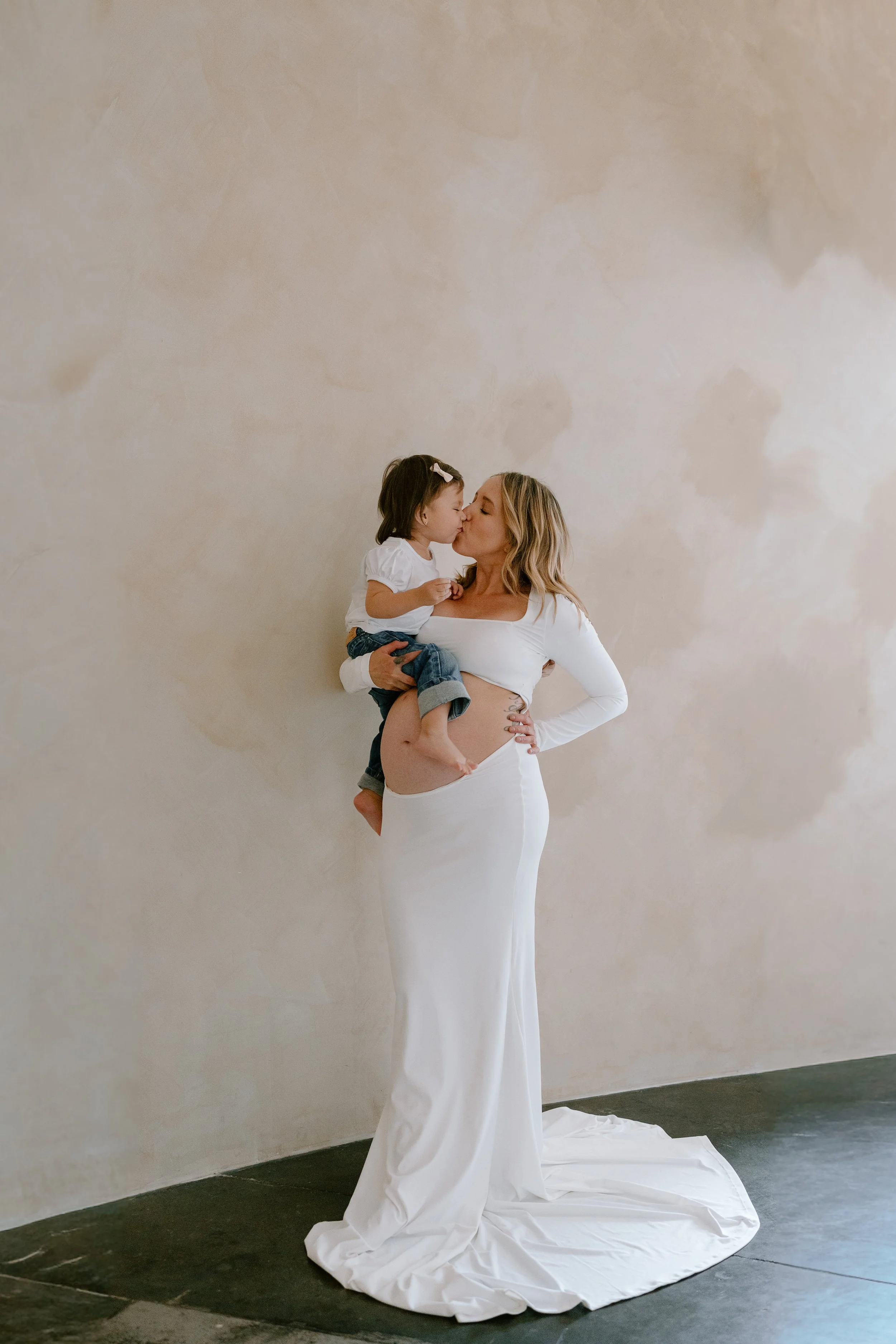 Ana + Servando_Maternity_Costa Mesa_26.05.17_Melissa Rae Photography-208.jpg