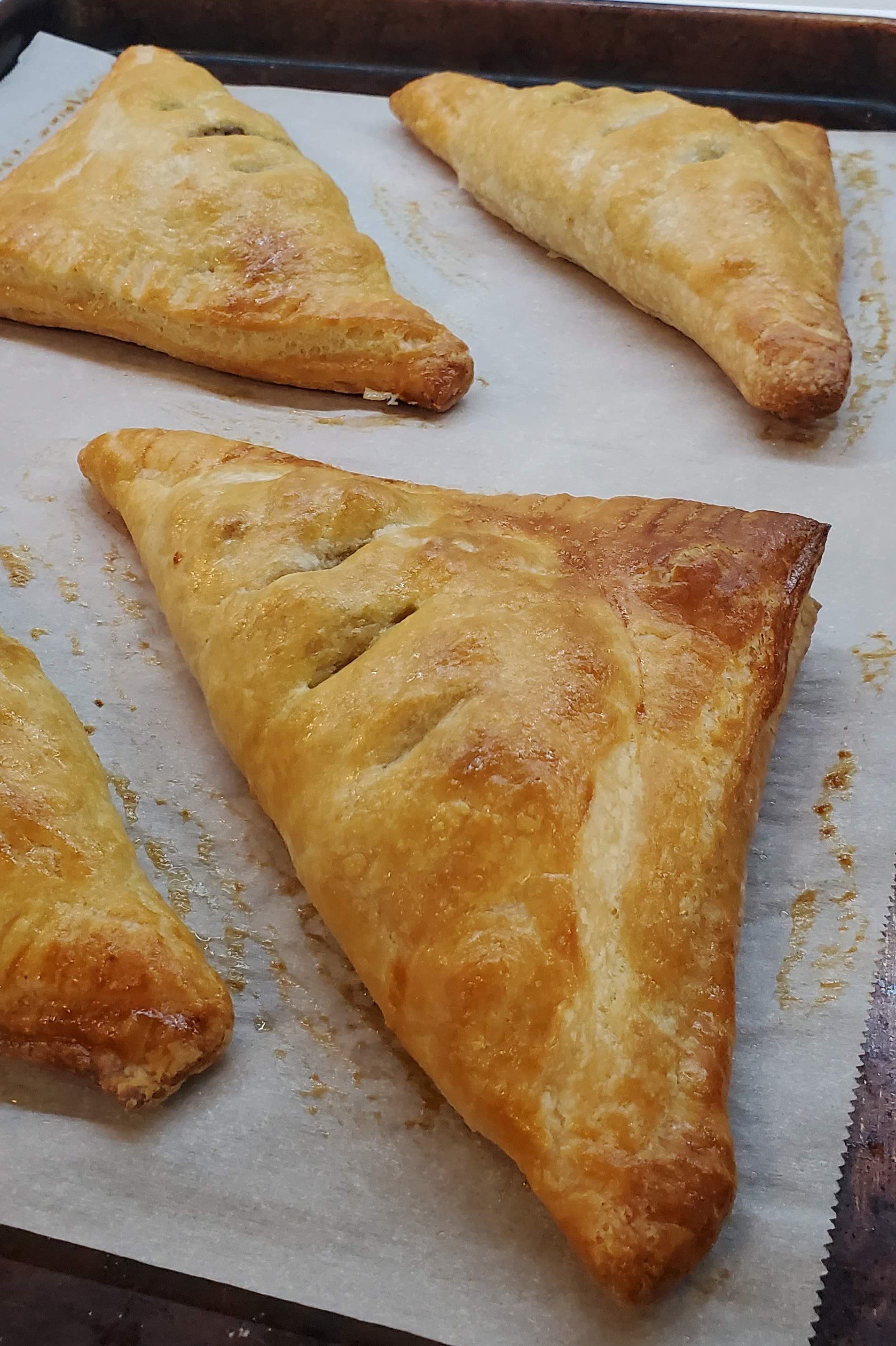 puff-pastry-meat-pies.jpg