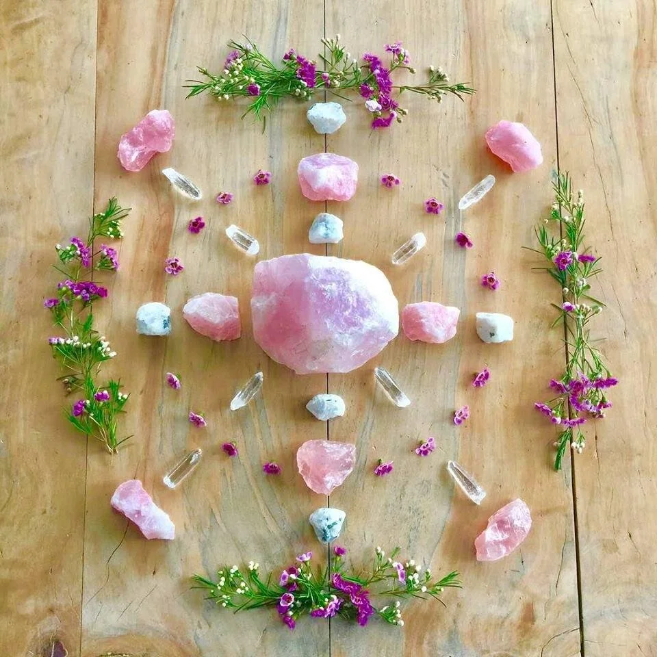 crystal-grid-jacqueline-piper.jpg