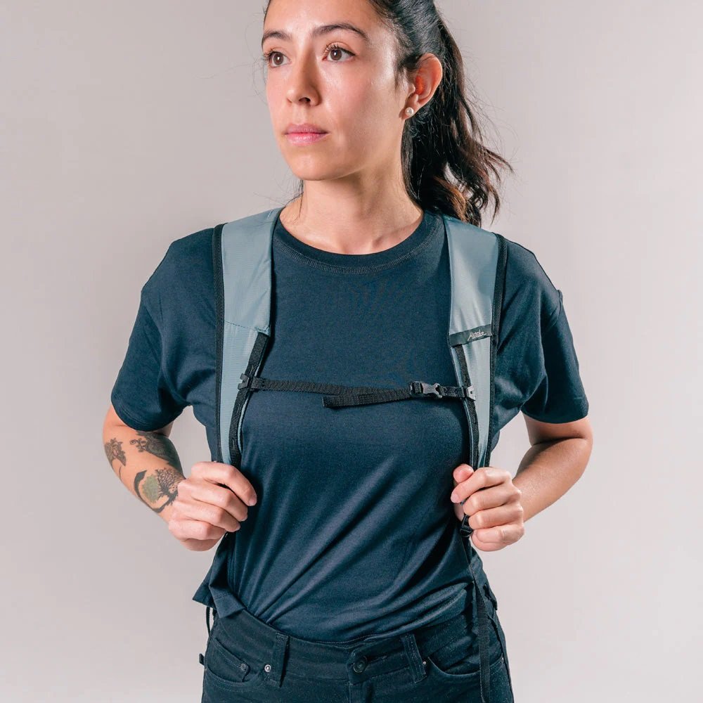 27Matador_ReFractionSeries_Studio_Backpack_75_62a95b21-b81a-414b-8032-fec812093b12_2400x.jpg