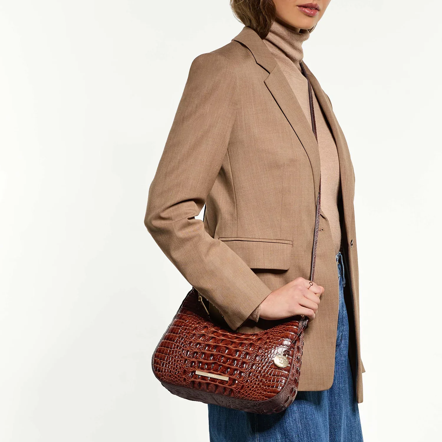 1143-SMALL_STEPHIE-ON-FIGURE-9_2000x.webp (Copy)