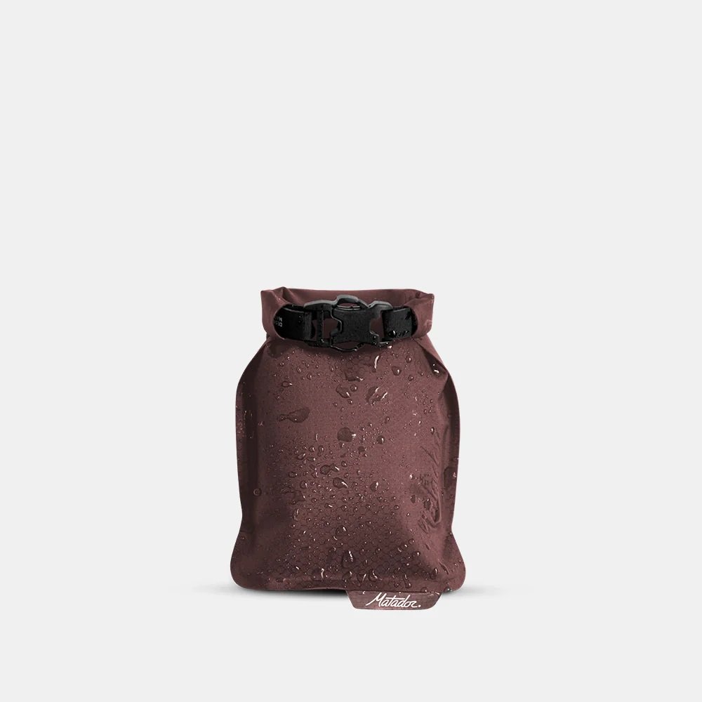 1_Matador_FlatpakSoapBarCase_GARNET_240grey_2400x.jpg