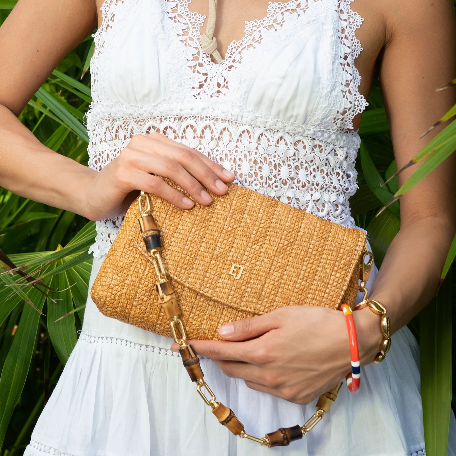 SS23_TULUM_JUNGLE_NEBU_FLAP_POUCH_BUTTERSCOTCH_1_1350_3000x.jpg