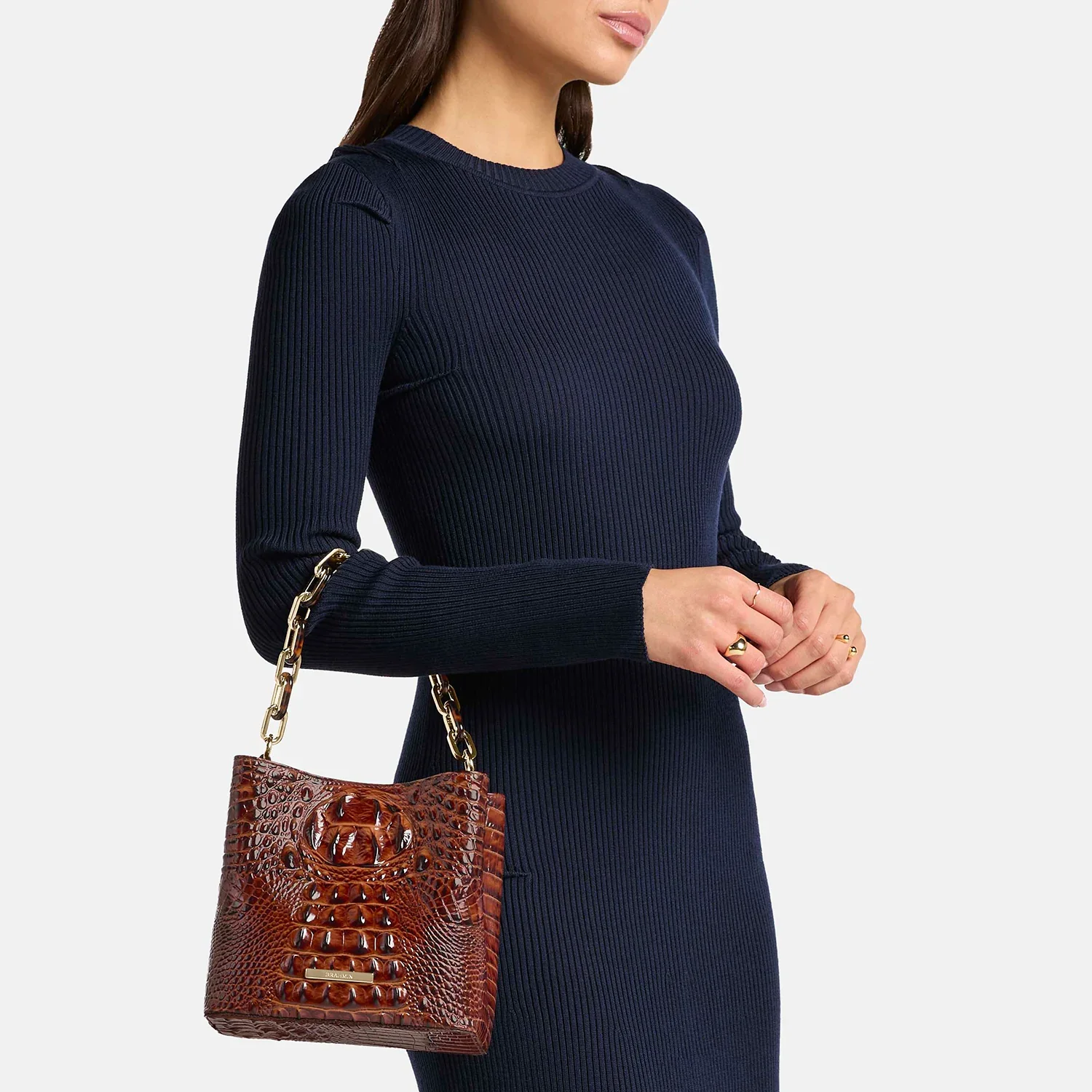 9-Mini-Mod-Amelia-Pecan_On_Figure_1.webp