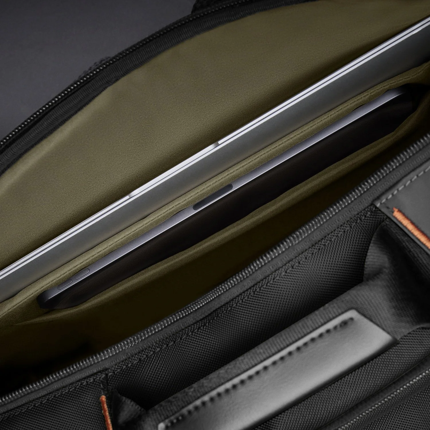ZXK233X-4_Tech Compartment.jpg