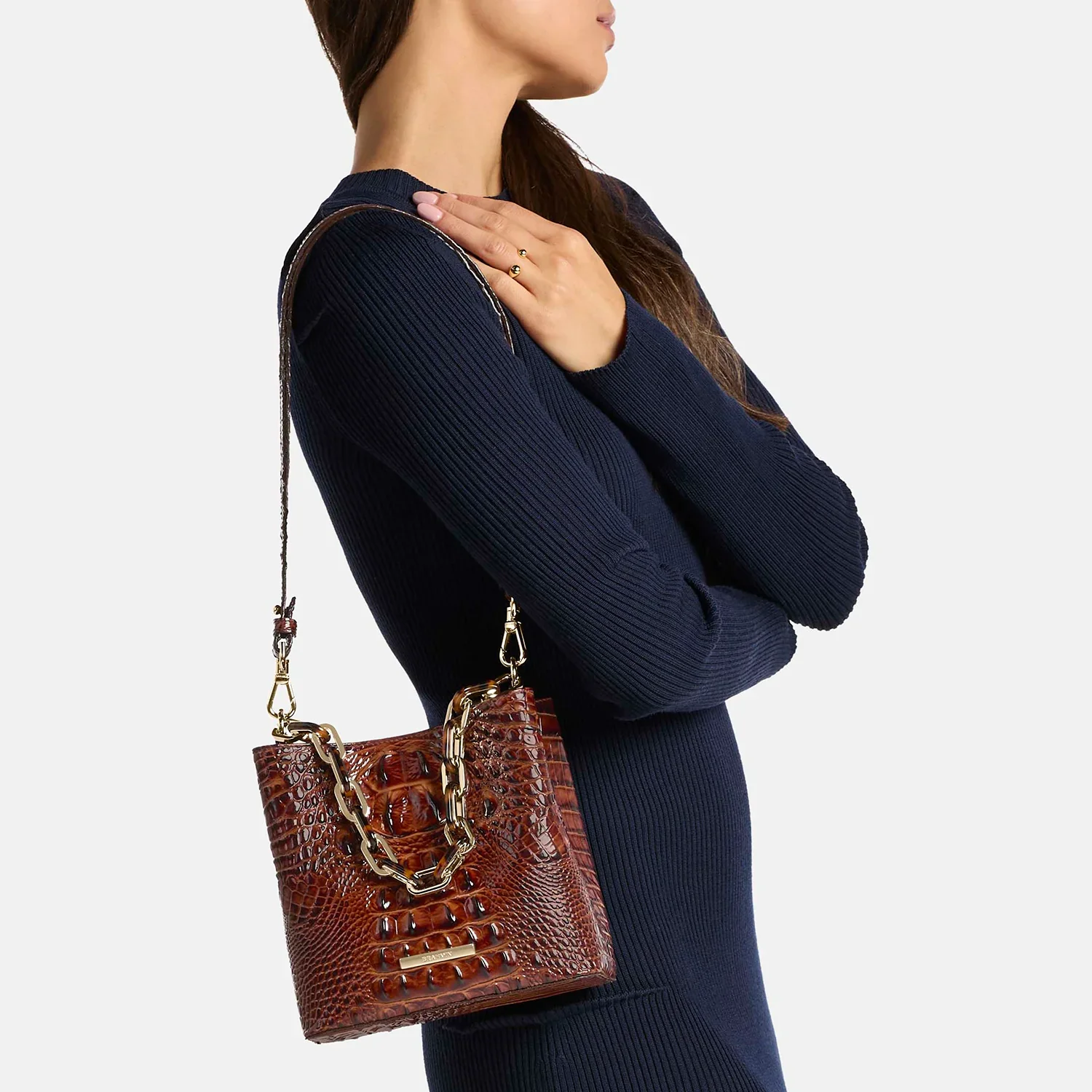 9-Mini-Mod-Amelia-Pecan_On_Figure_2.webp