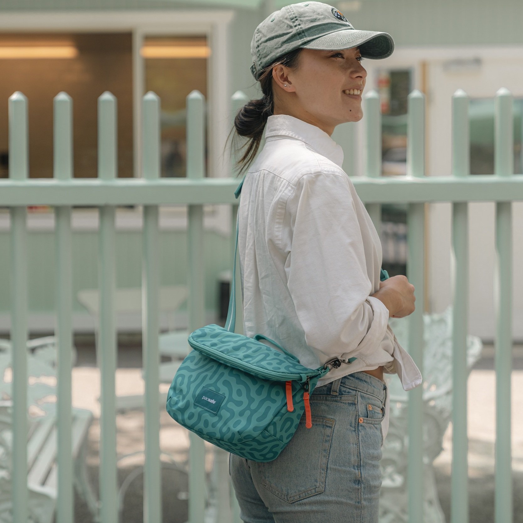 Pacsafe GO 35140 Anti Theft Saddle Crossbody