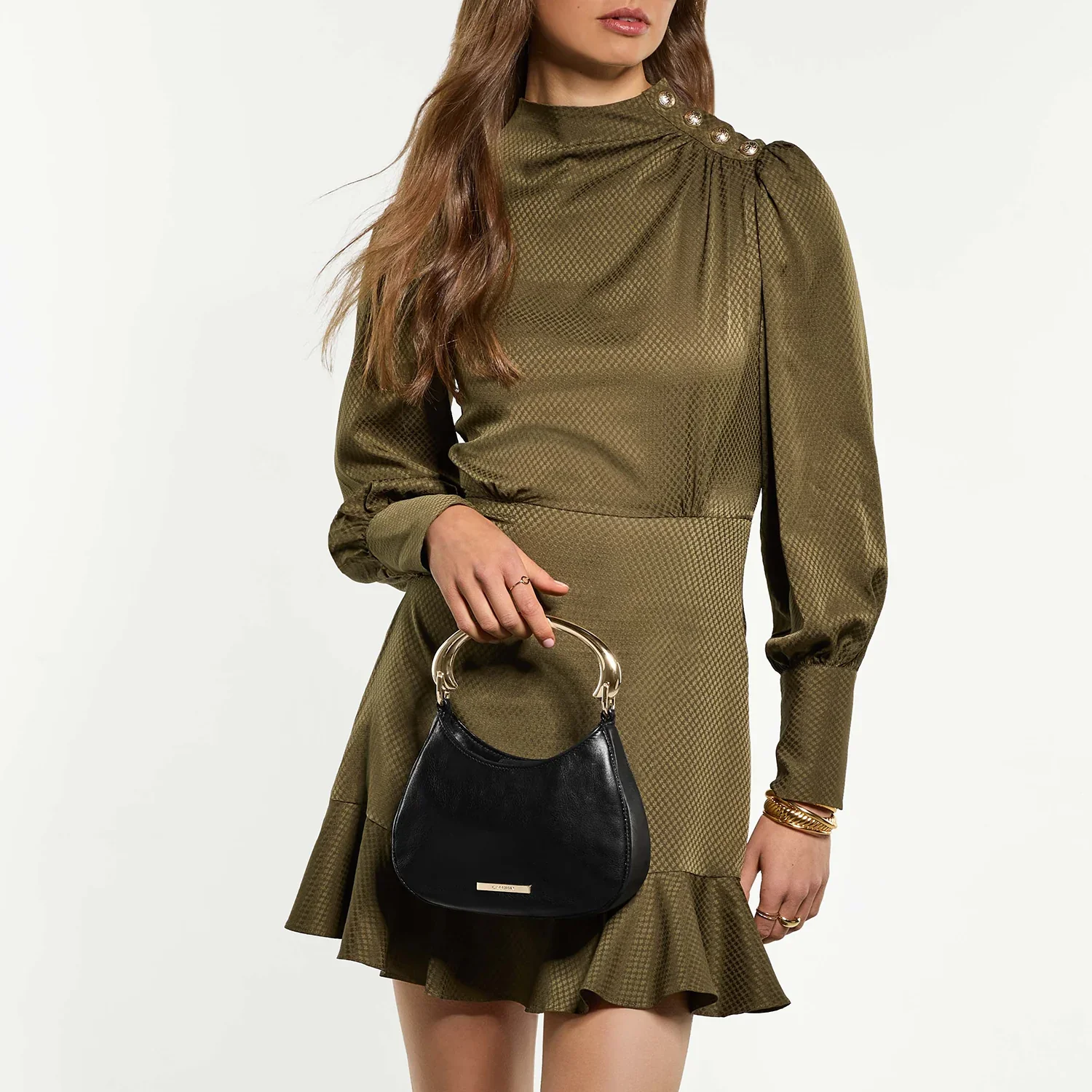 1070-BRIELLE-ON-FIGURE-9.webp