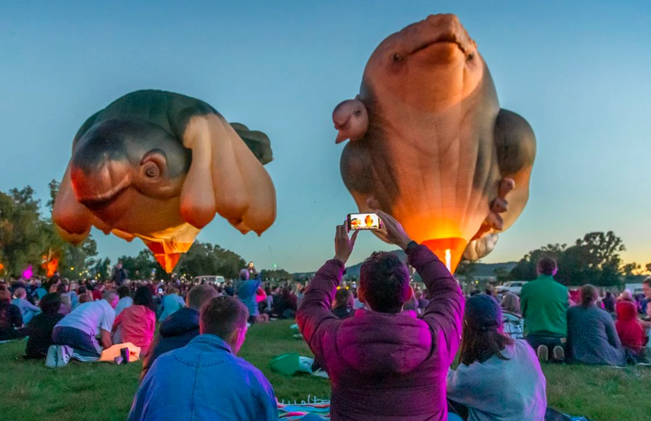 Skywhales Across Australia! 