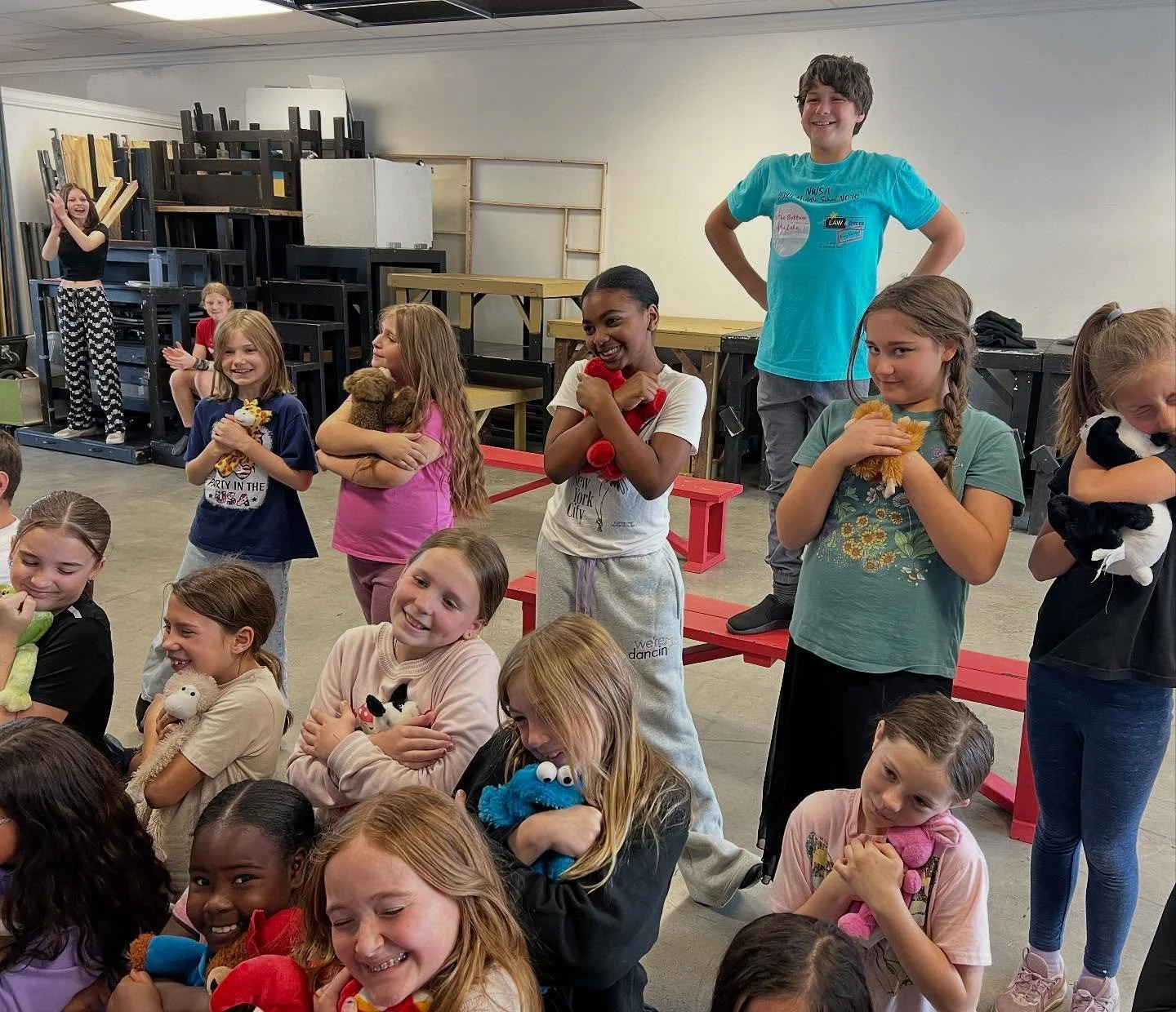 Junior Company is hard at work! Their show is less than a month away and you don’t want to miss it!! There’s no better way to ring in the Christmas season than with the cutest kids around and the story of everyone’s favorite elf, Bu