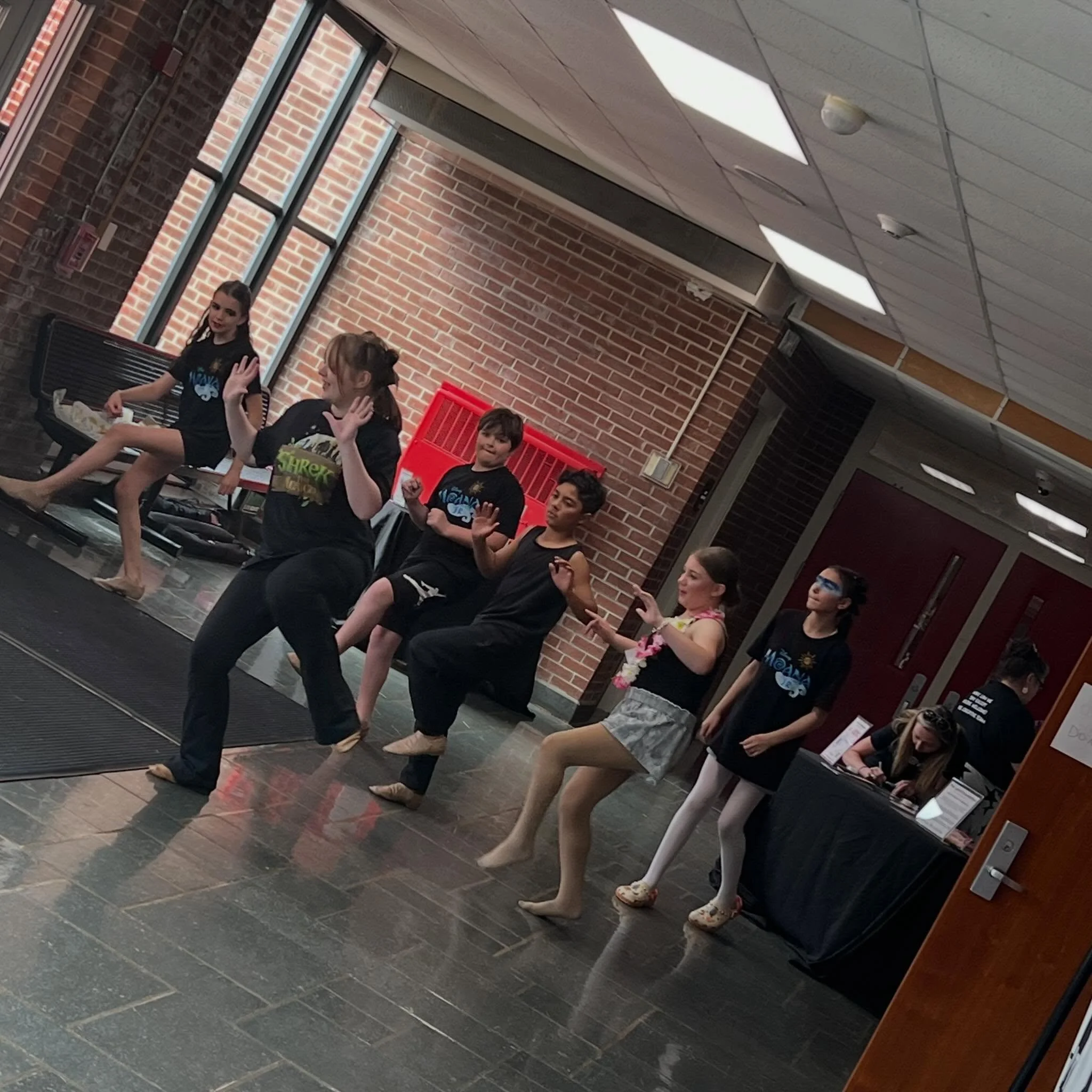 Between shows this past weekend, some Junior company members asked to learn the senior company pre-show dance and Clare graciously offered to teach them! This community is everything and we don&rsquo;t take it for granted! 

#Lanti #musicaltheatre #c