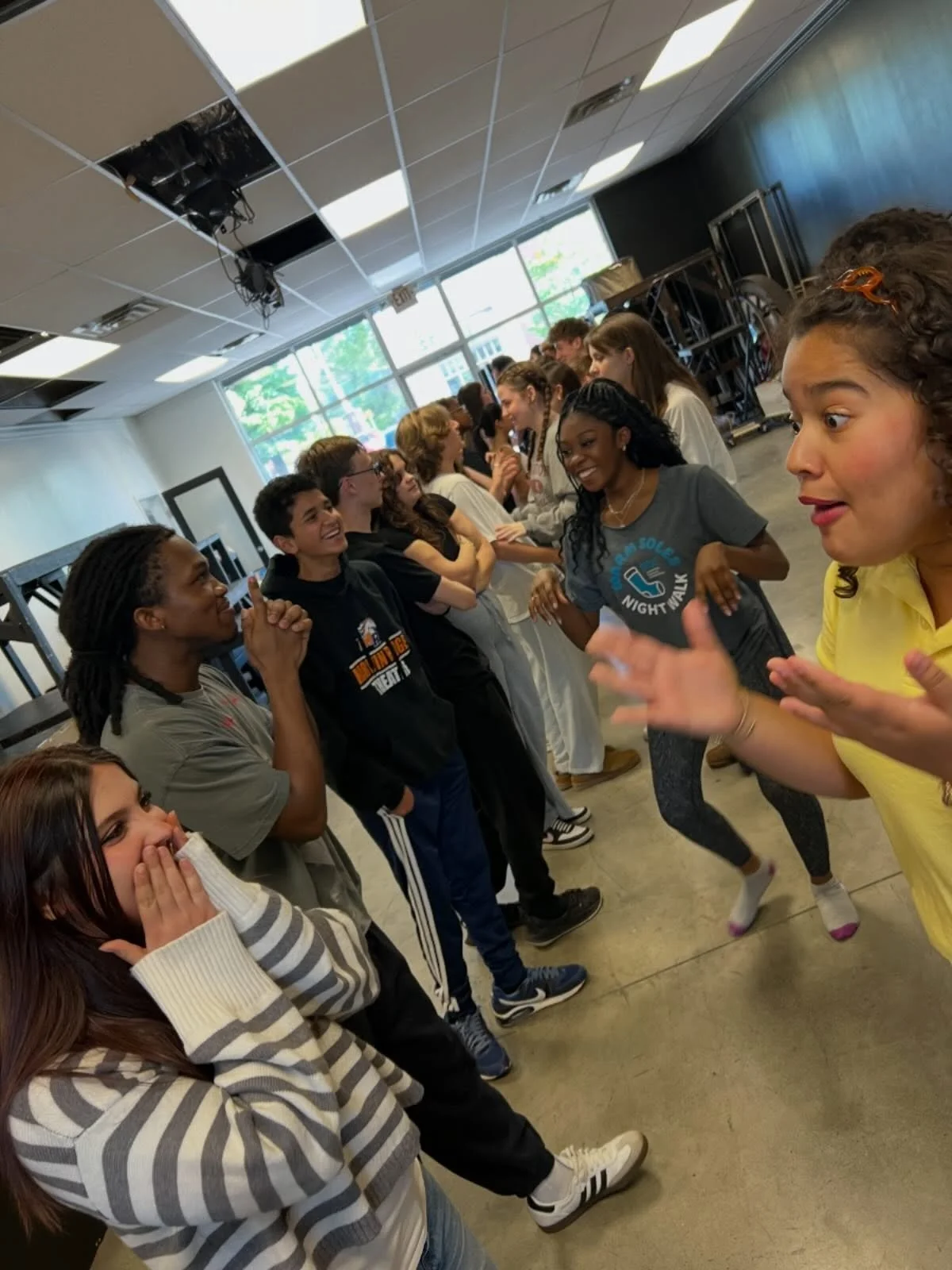 All smiles in Senior Company last week when Nora and Nevaeh led some activities 🤩 we love seeing leaders step up and we love seeing the whole group come together! 

#Lanti #seniorcompany #communitytheatre #musicaltheatre #rehearsal