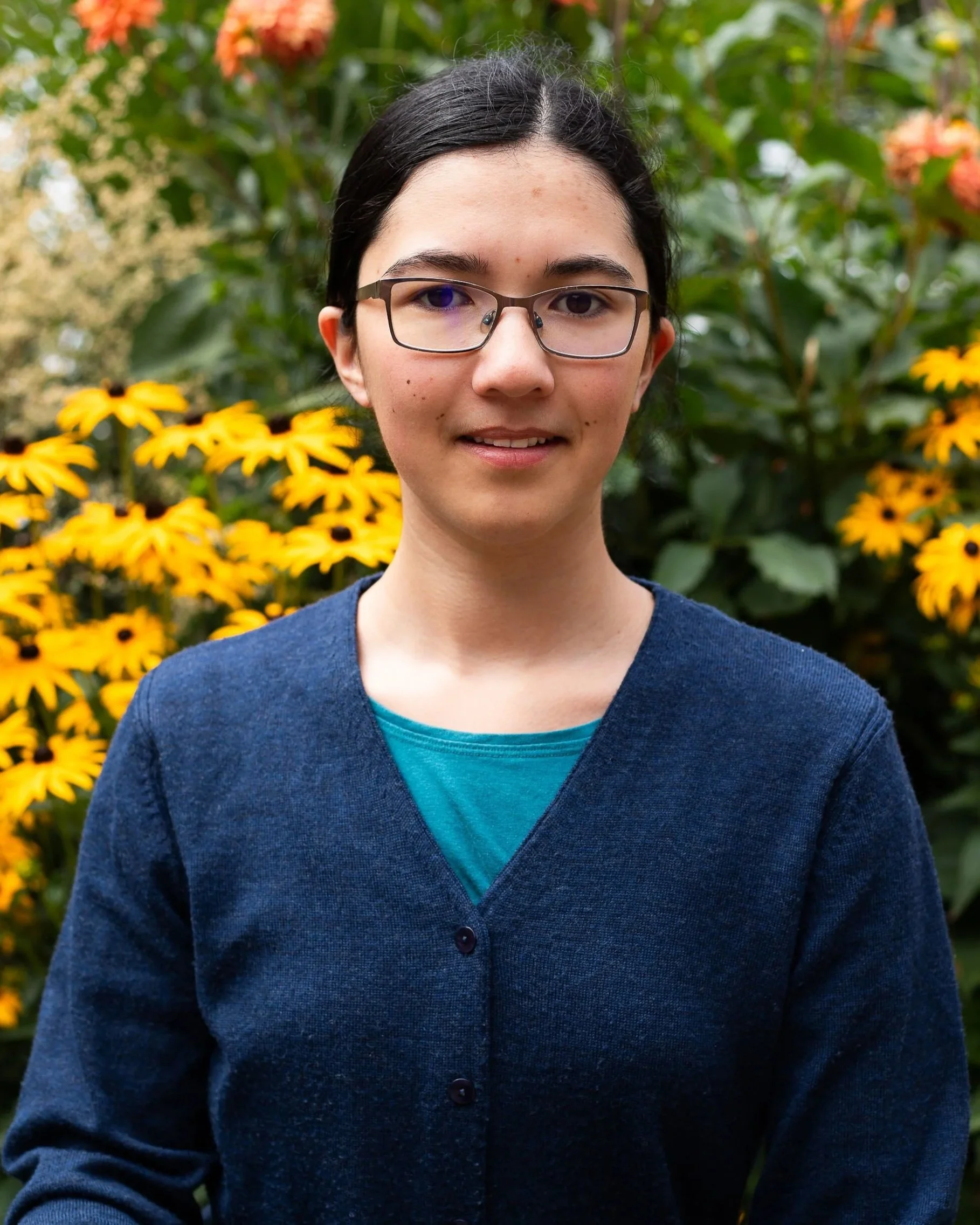 SYLVIA (she/her)
Board Treasurer
Sylvia is an aspiring accountant from Vancouver, BC. She is part of the davvening leadership at Or Shalom and enjoys engaging with her Jewish heritage through scholarly learning, dance and music. She wants to
