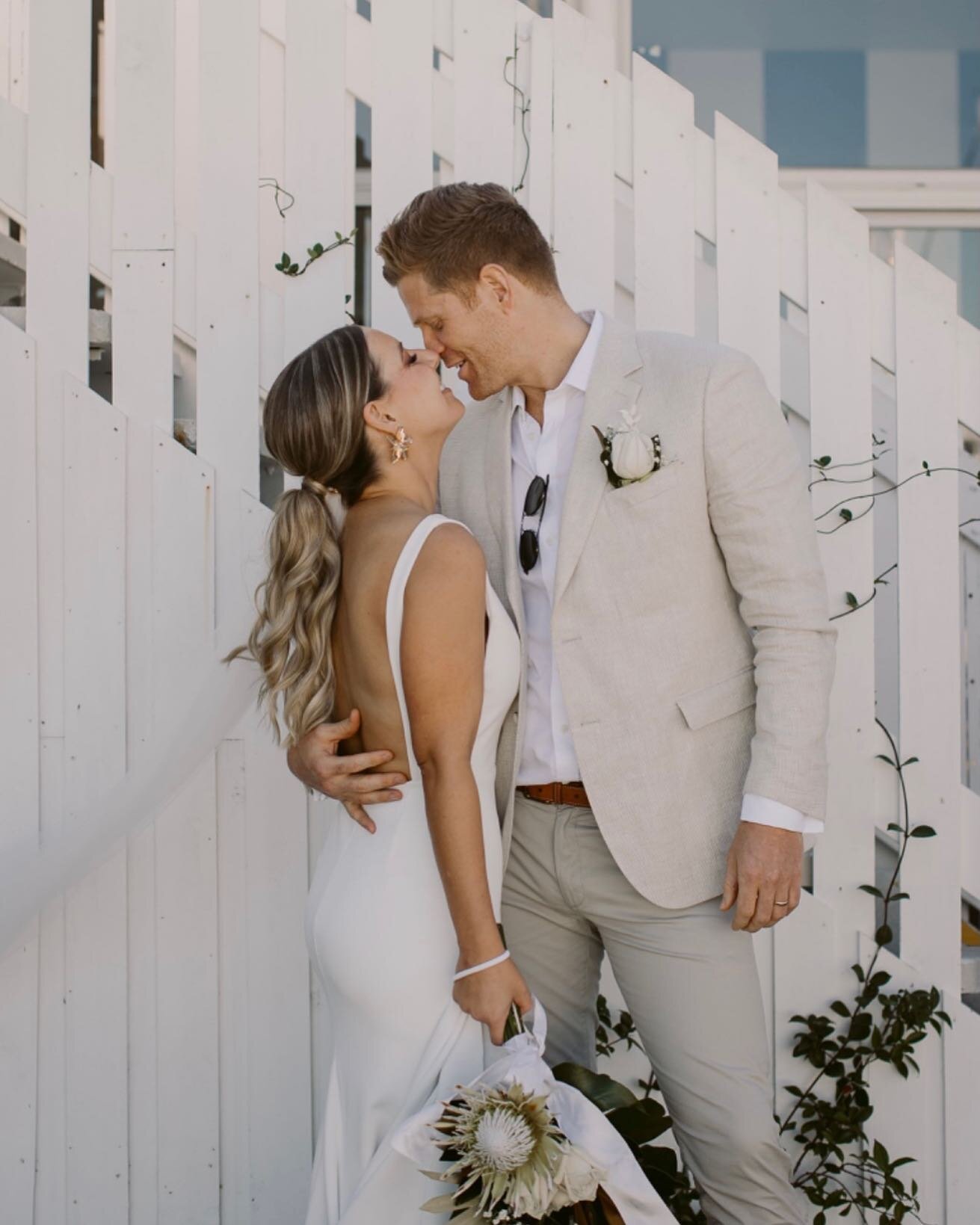 Jacqui + Steve 🤍💫 📷 @tom.rawlins @pier33mooloolaba #pier33weddings