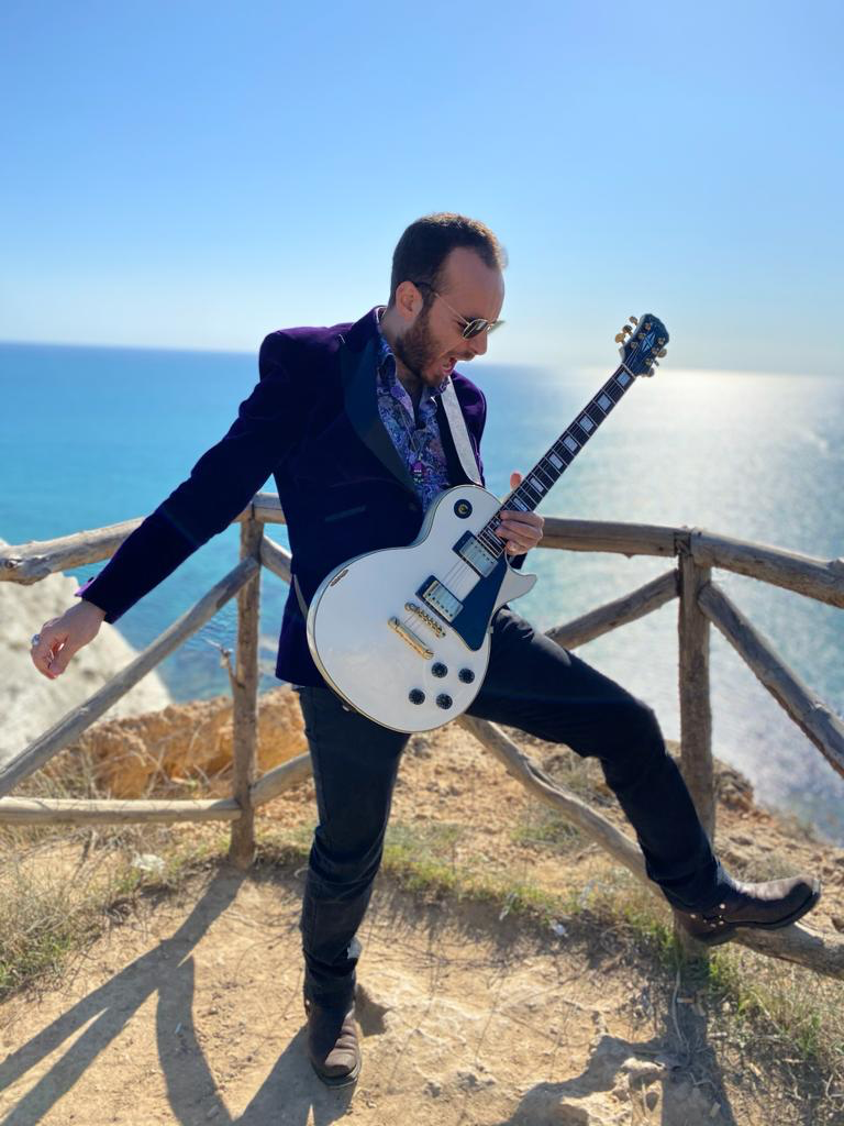 Gib The Rocker ‘Alive’