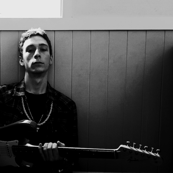 Pressuremaps’ “Car Crash” Blurs the Line Between Love and Self-Destruction
