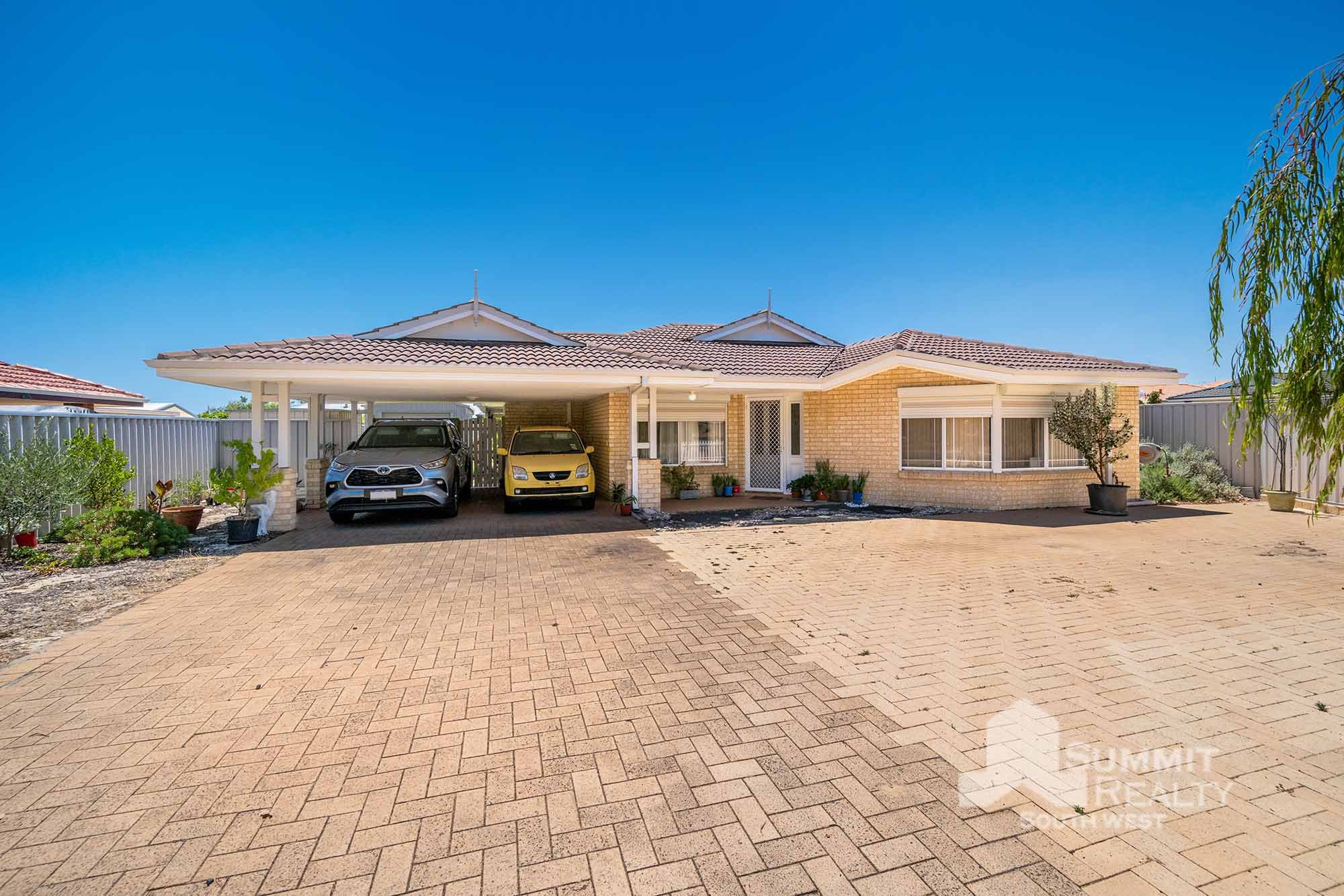 2 Cottonwood Gardens, Eaton 