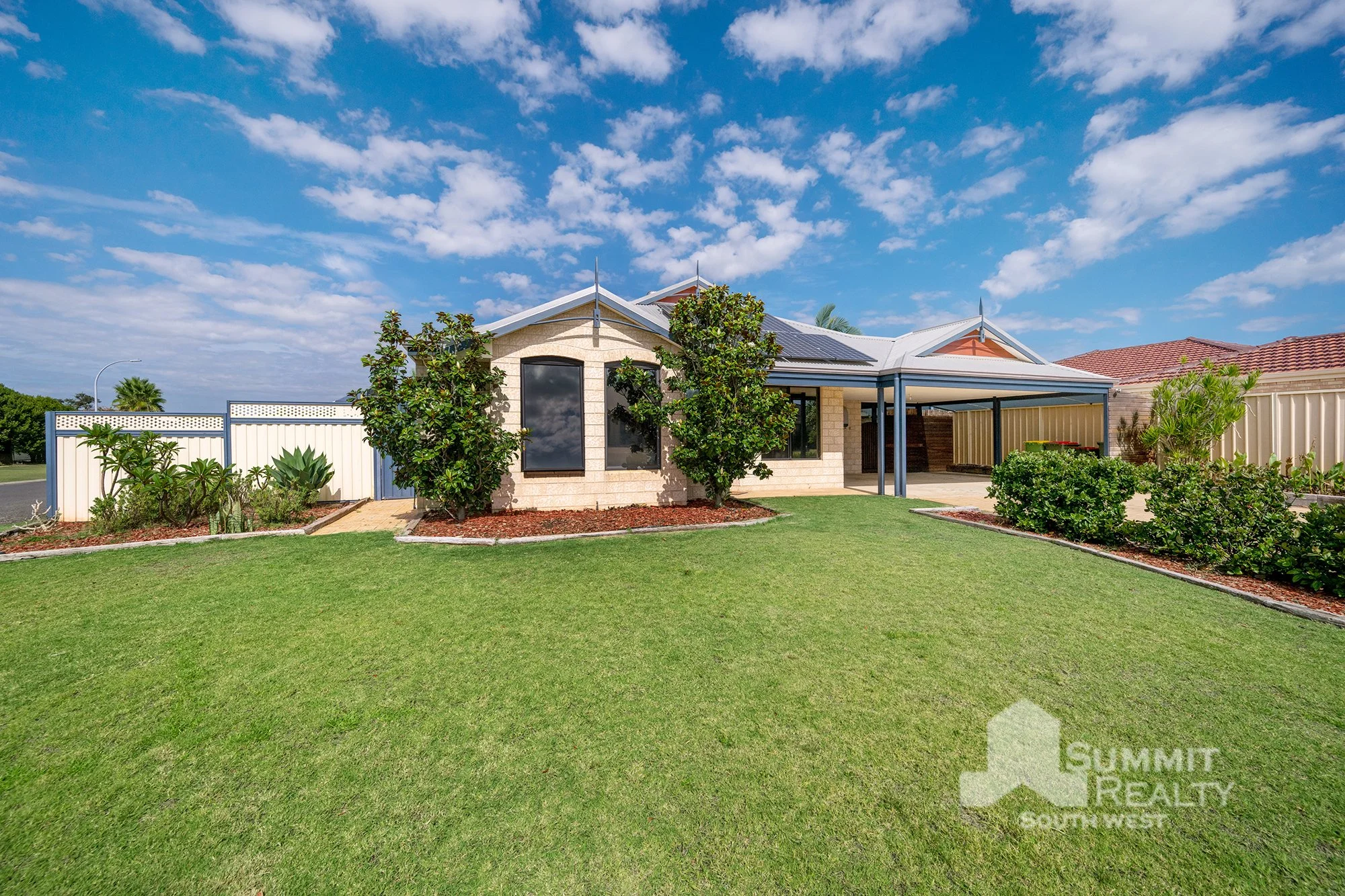 24 Falabella Crescent, Eaton