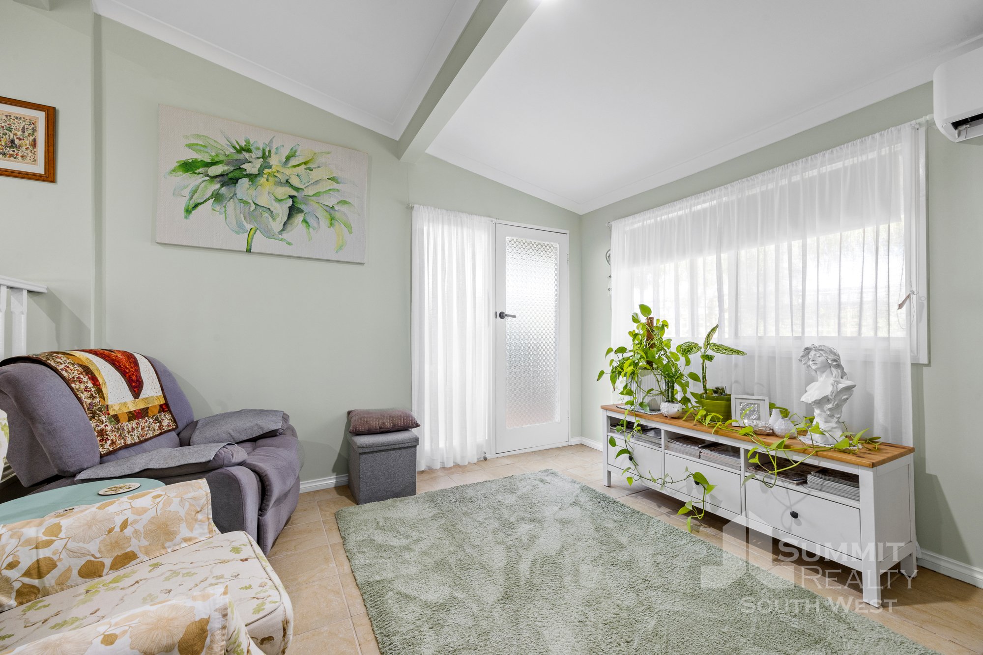 10 Solomon St_29.jpg