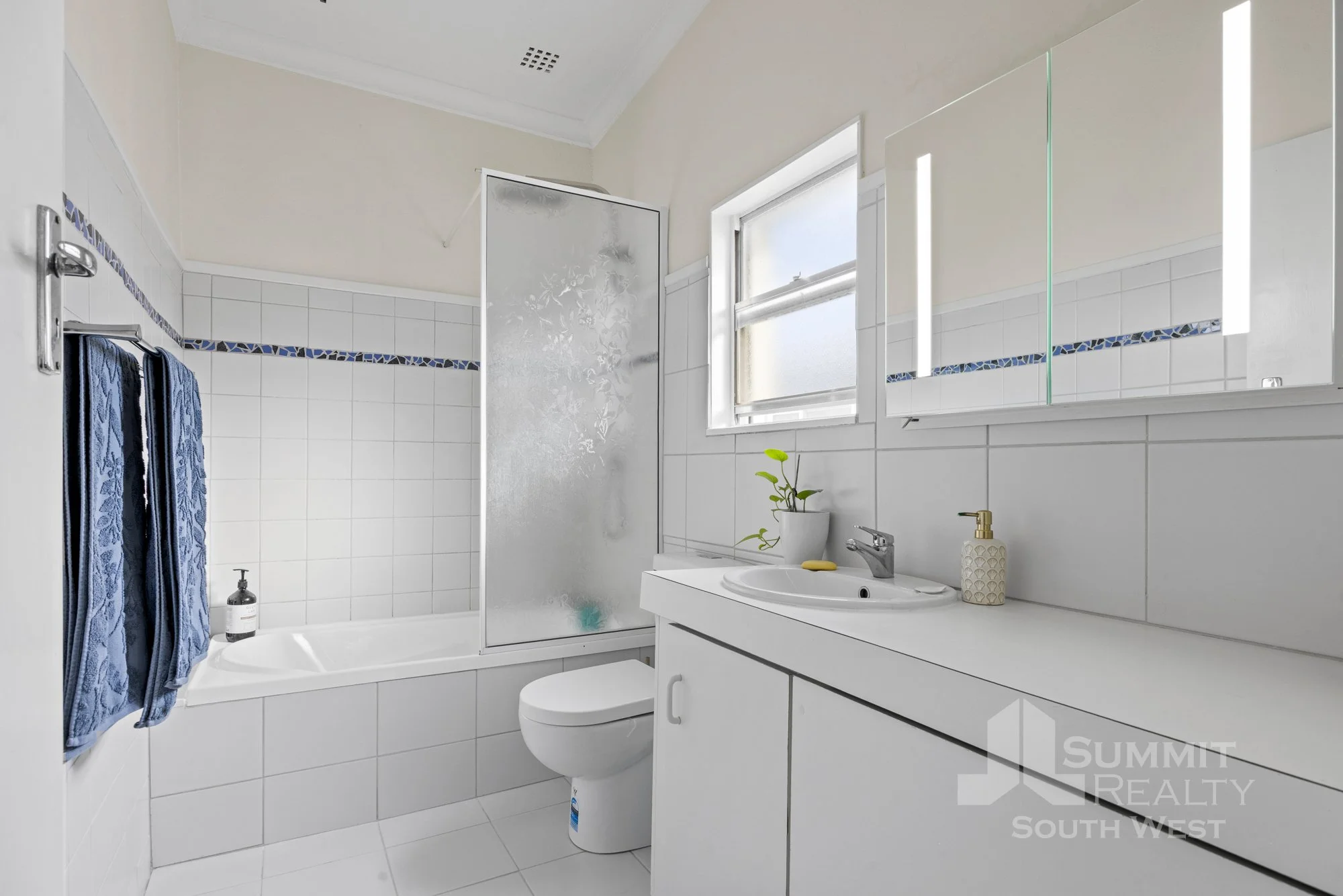 10 Solomon St_16.jpg