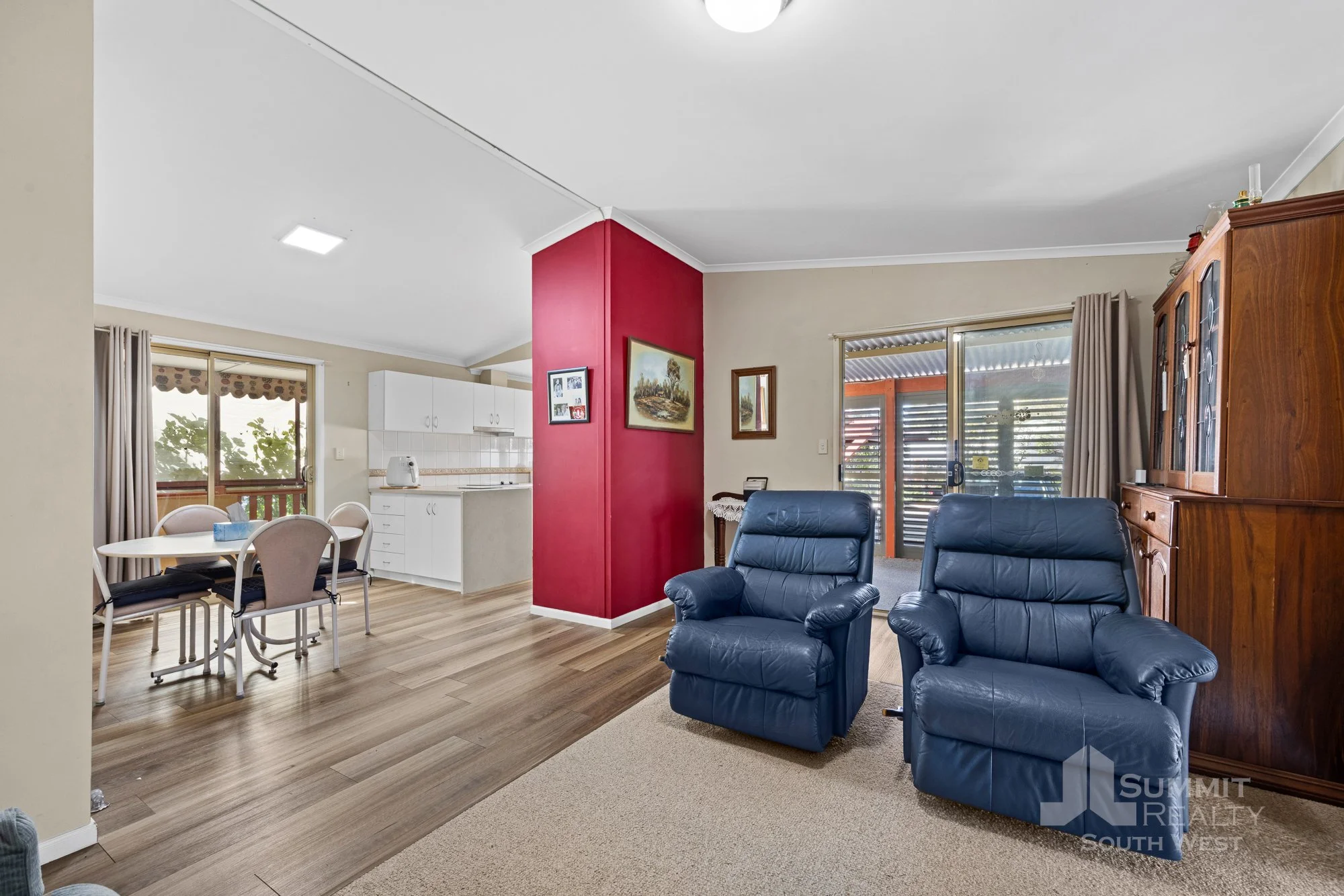 48 Riverside Caravan Park_4.jpg