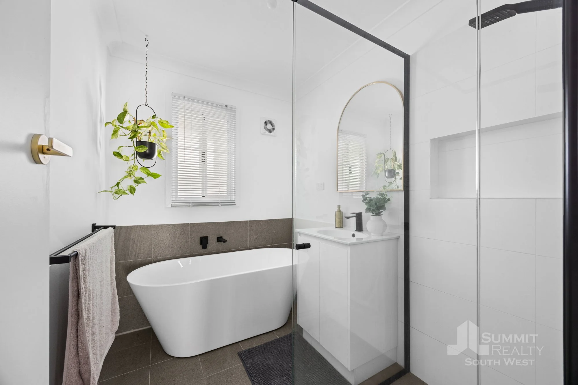 26 Flynn St_17.jpg