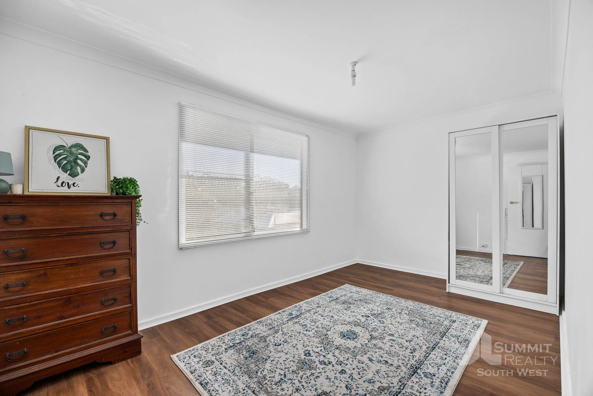 26 Flynn St_5.jpg