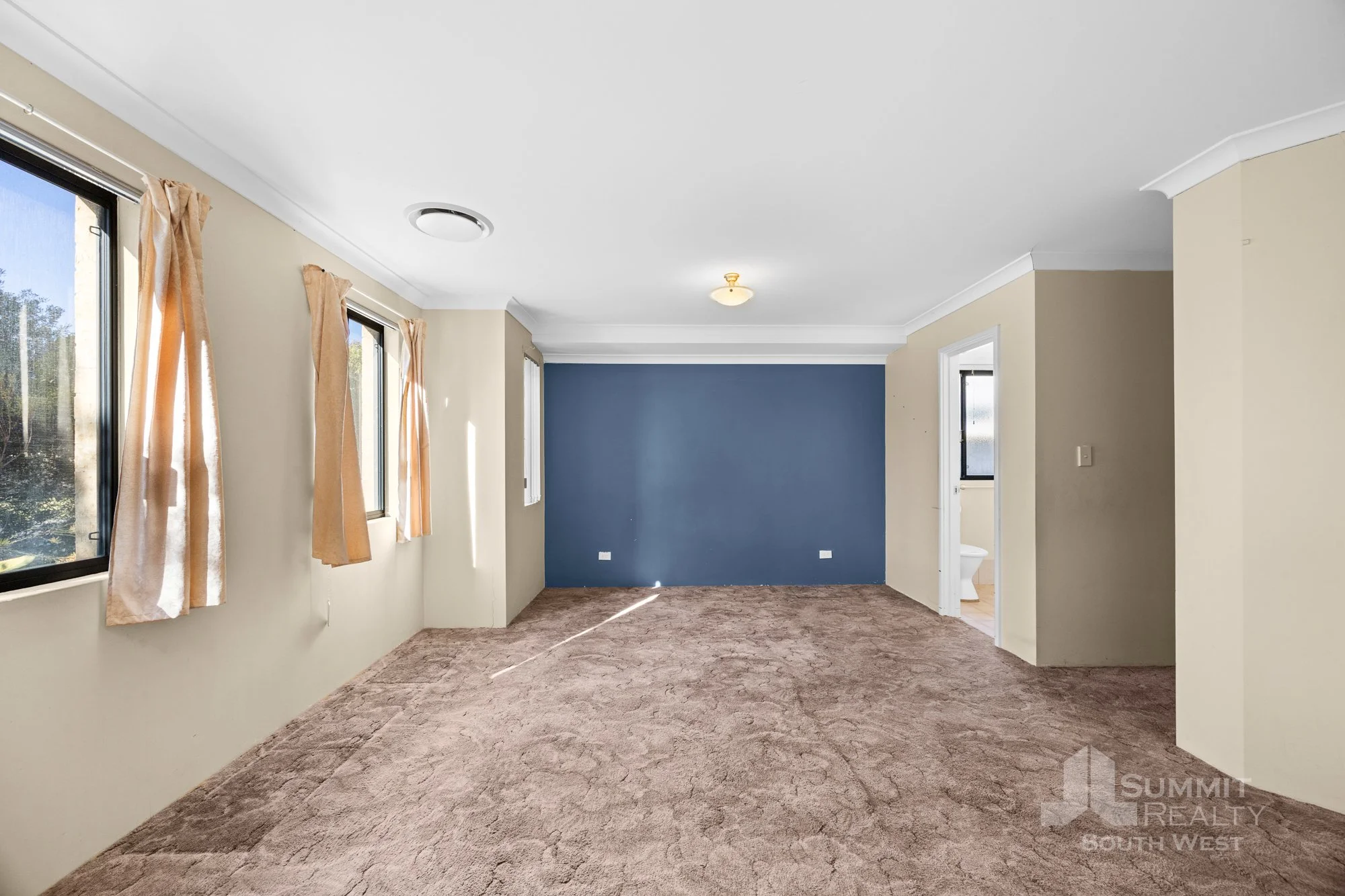 27 Blaxland Rd_5.jpg