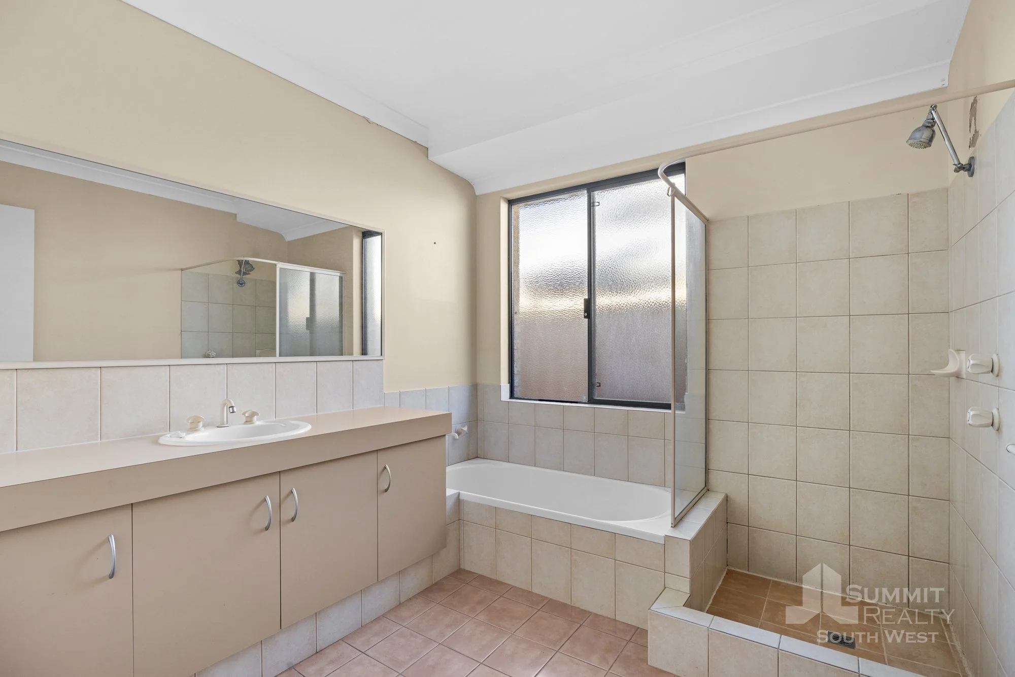 27 Blaxland Rd_7.jpg