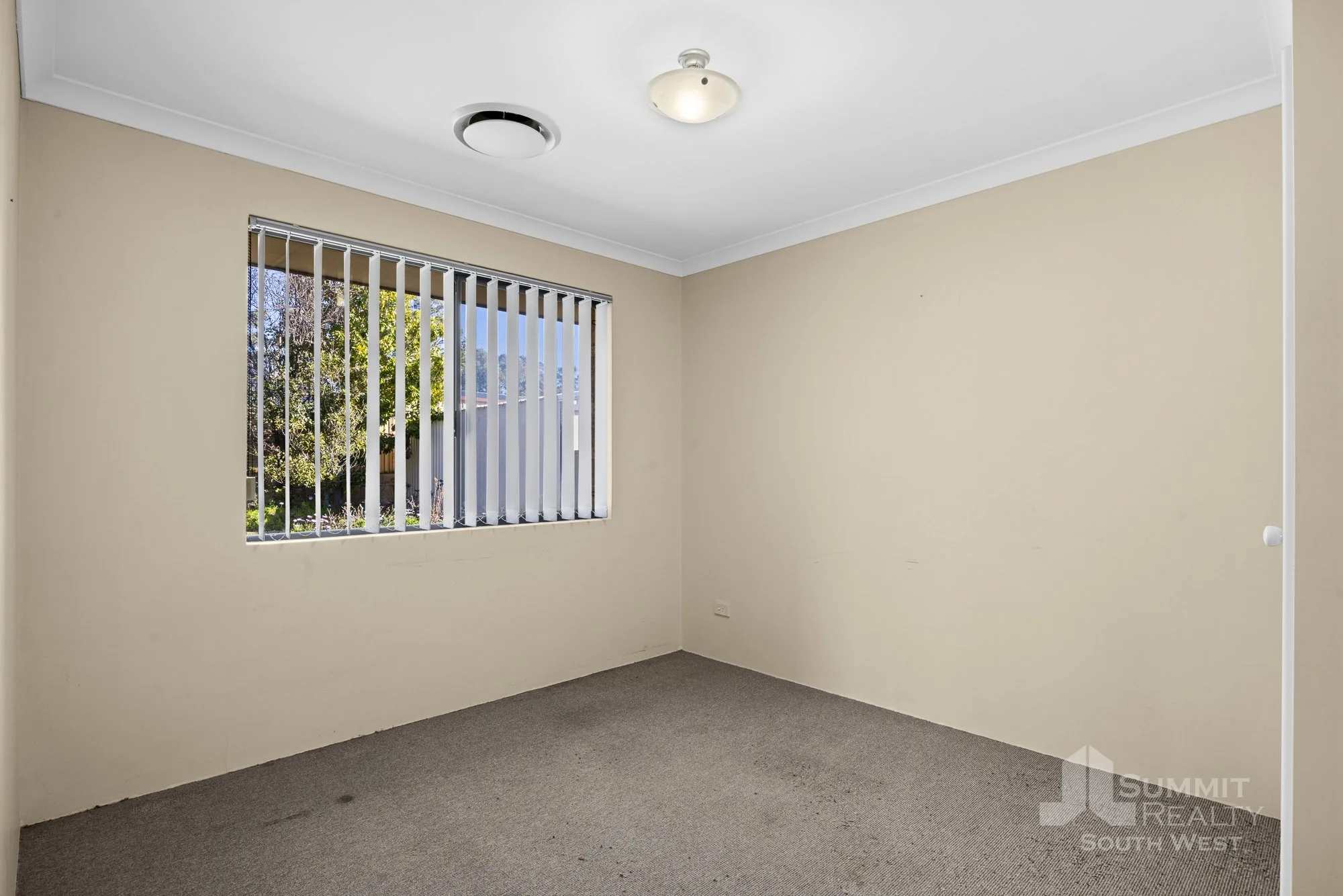 27 Blaxland Rd_9.jpg