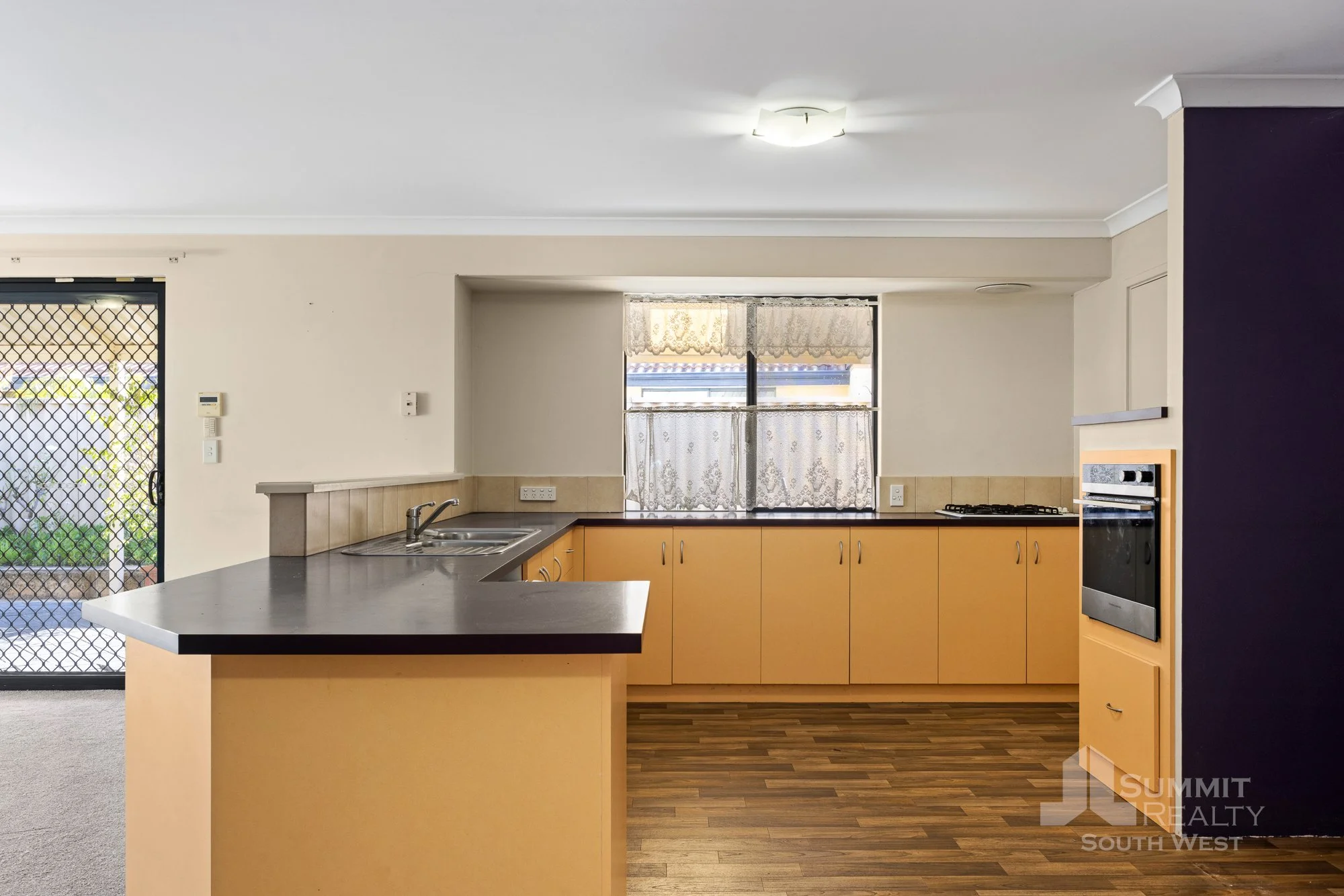27 Blaxland Rd_13.jpg