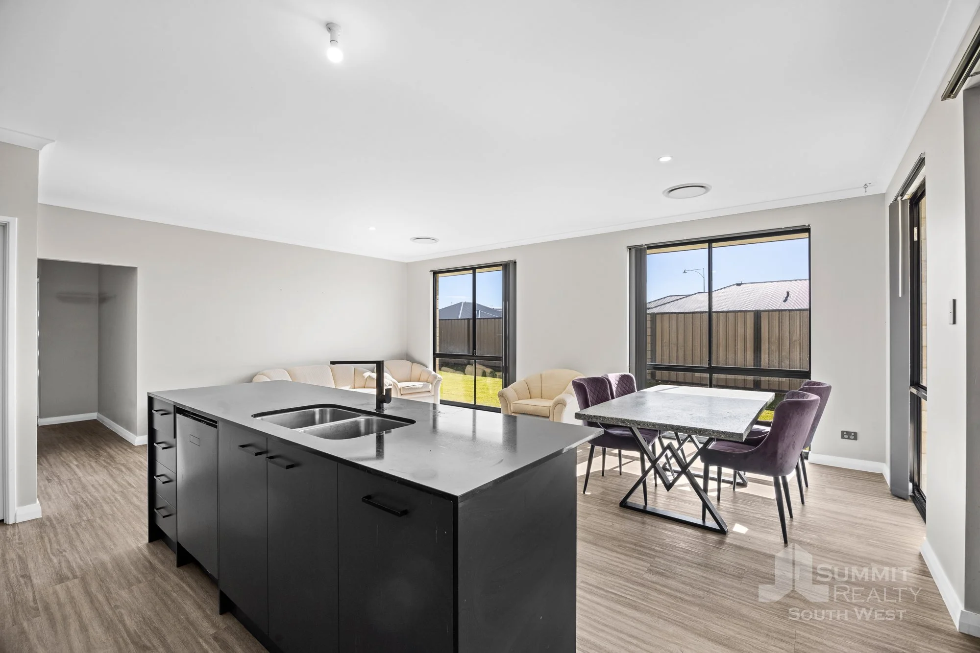 23 Groundlark Rd_15.jpg
