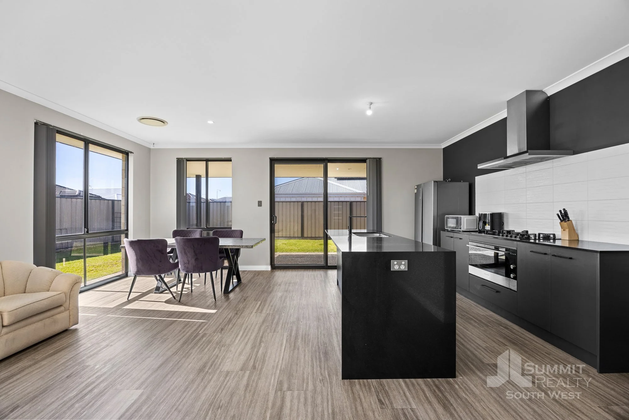 23 Groundlark Rd_17.jpg