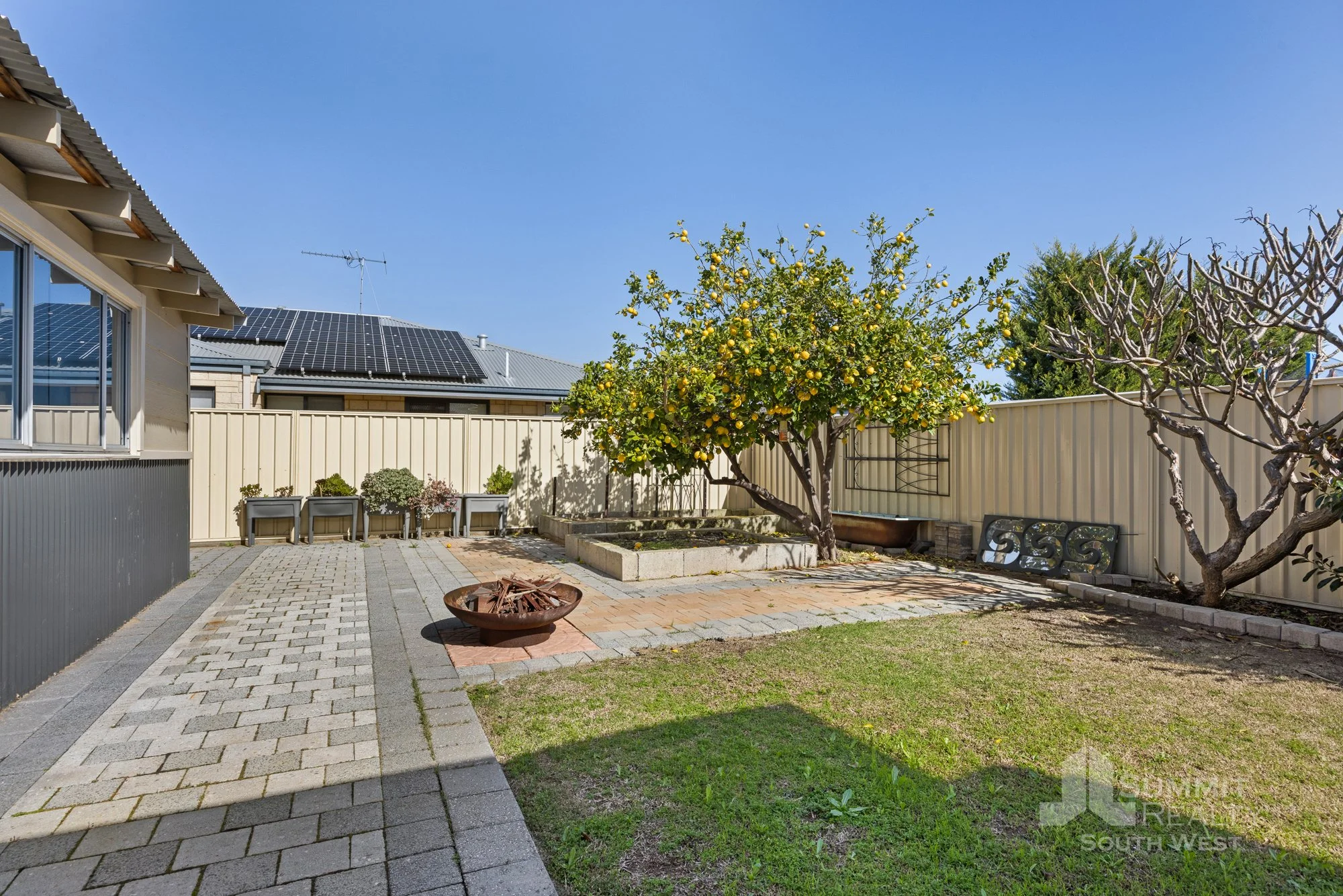 25 Constitution St_44.jpg